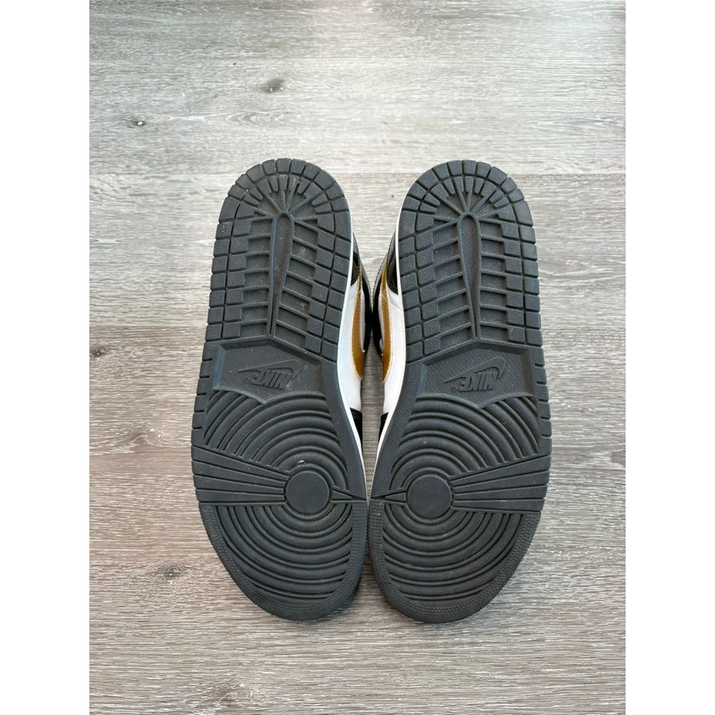 Air Jordan 1 Mid "Patent Black White Gold" **PRE-OWNED**