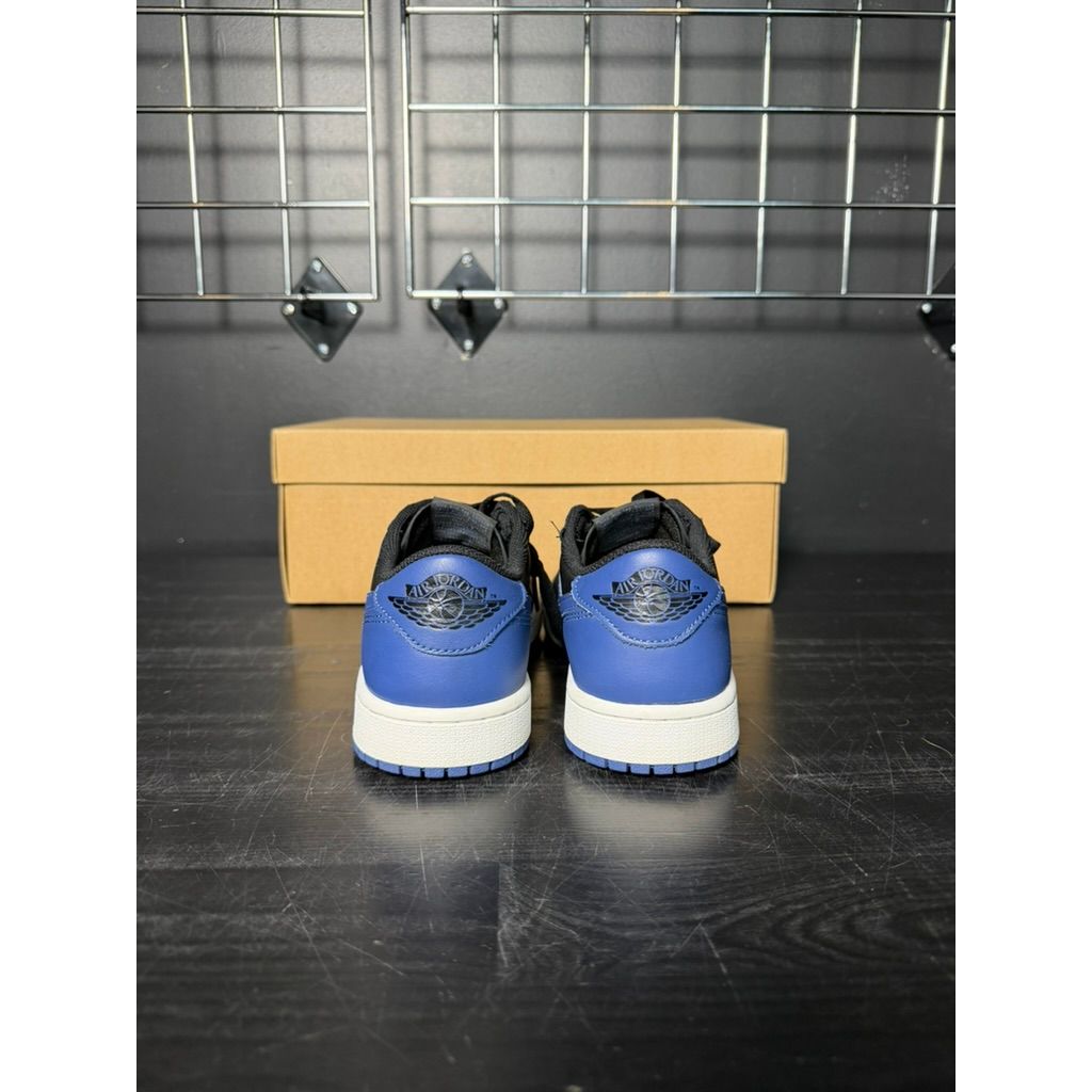 Air Jordan 1 Retro Low OG "Mystic Navy" (WMNS) **PRE-OWNED** REP BOX