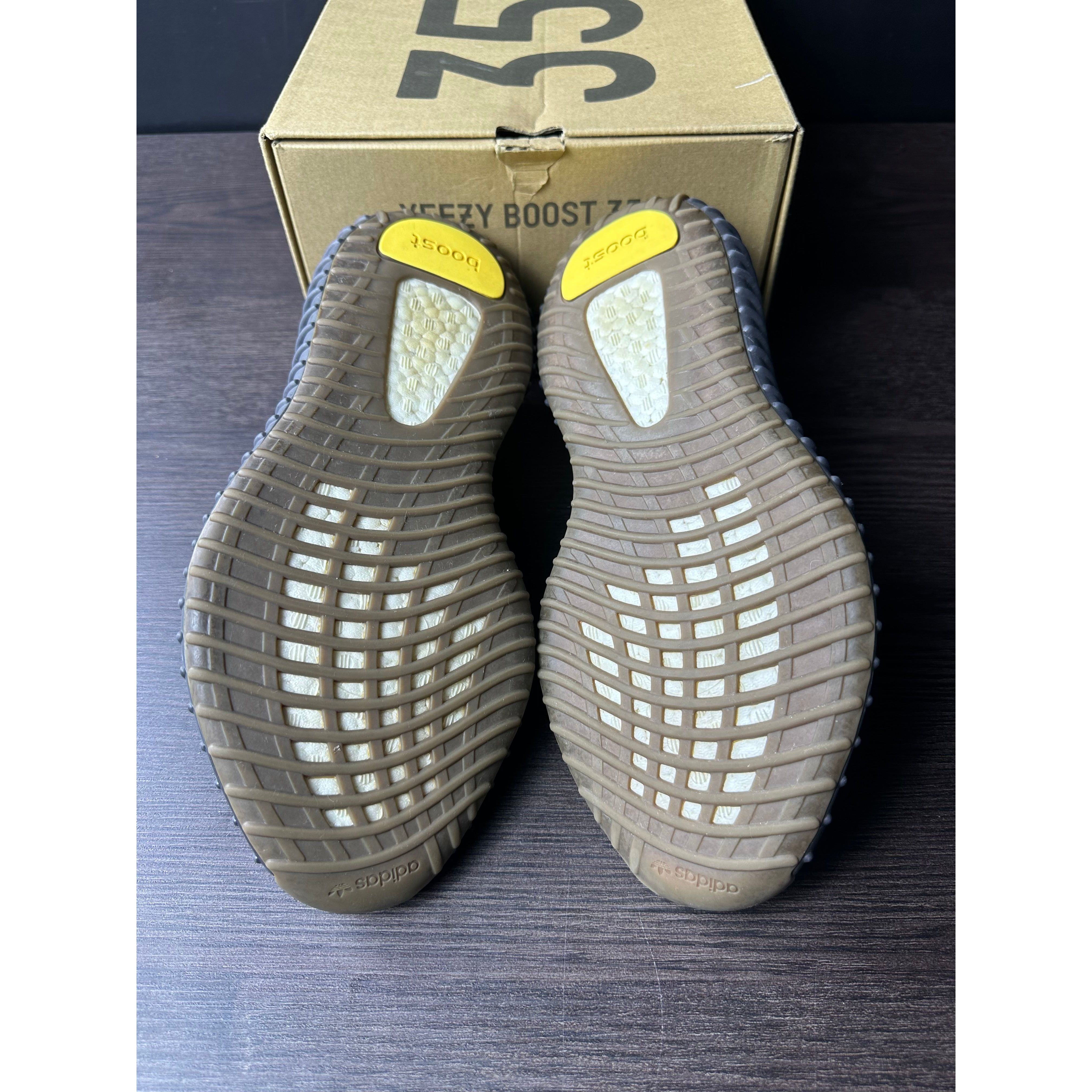 adidas Yeezy Boost 350 V2 "Cinder" **PRE-OWNED**