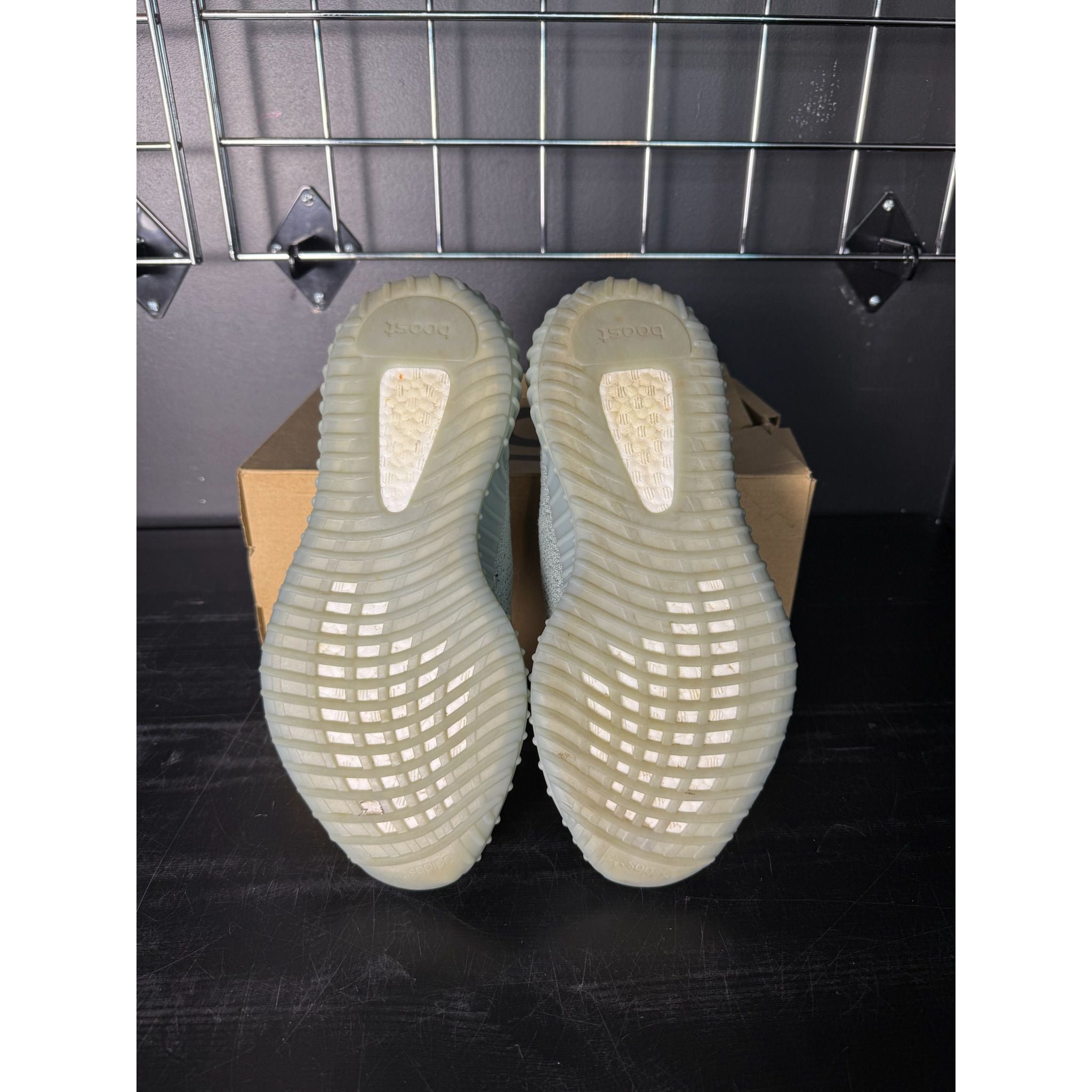 Adidas Yeezy Boost 350 V2 "Salt" **PRE-OWNED**