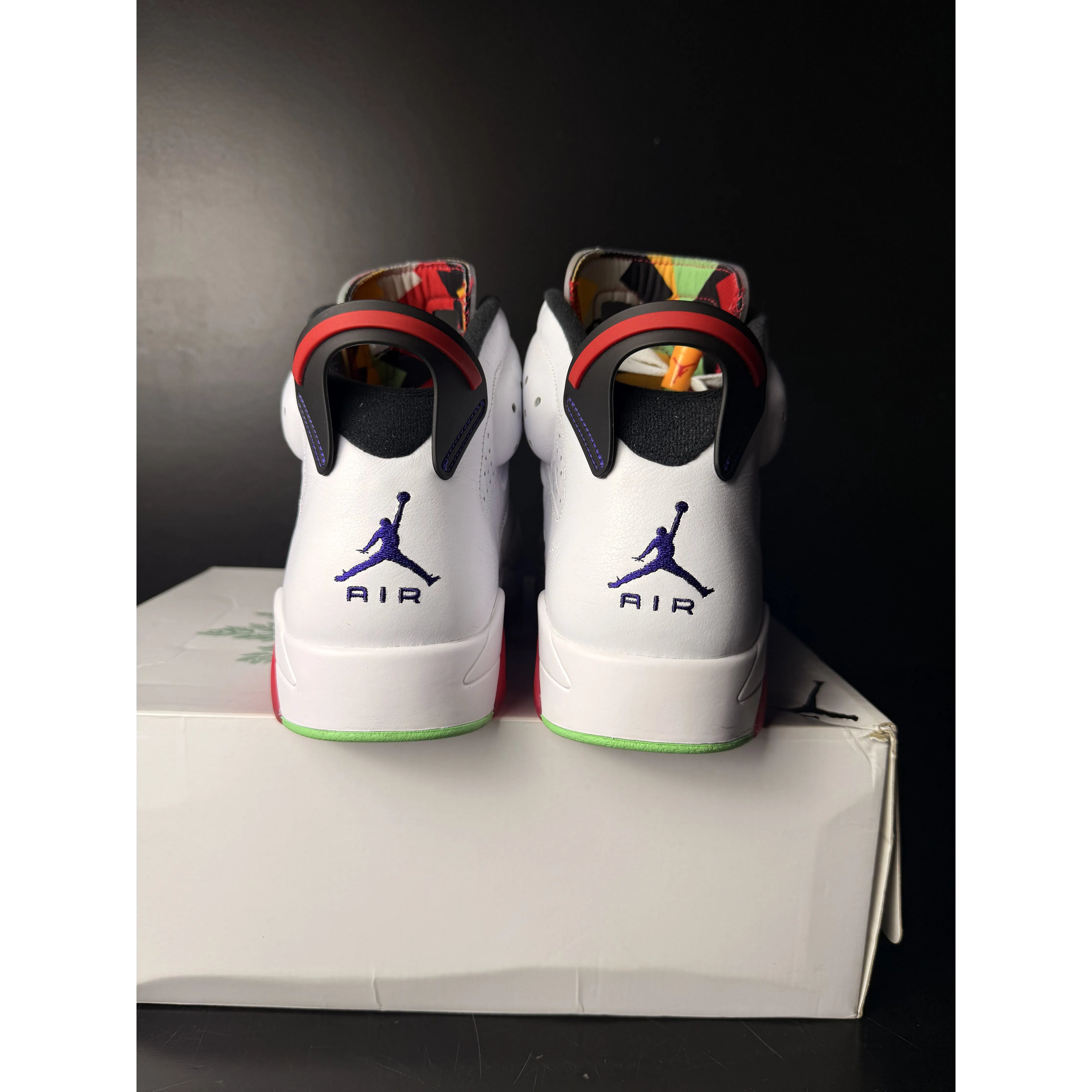 Air Jordan 6 Retro "Hare" **PRE-OWNED**