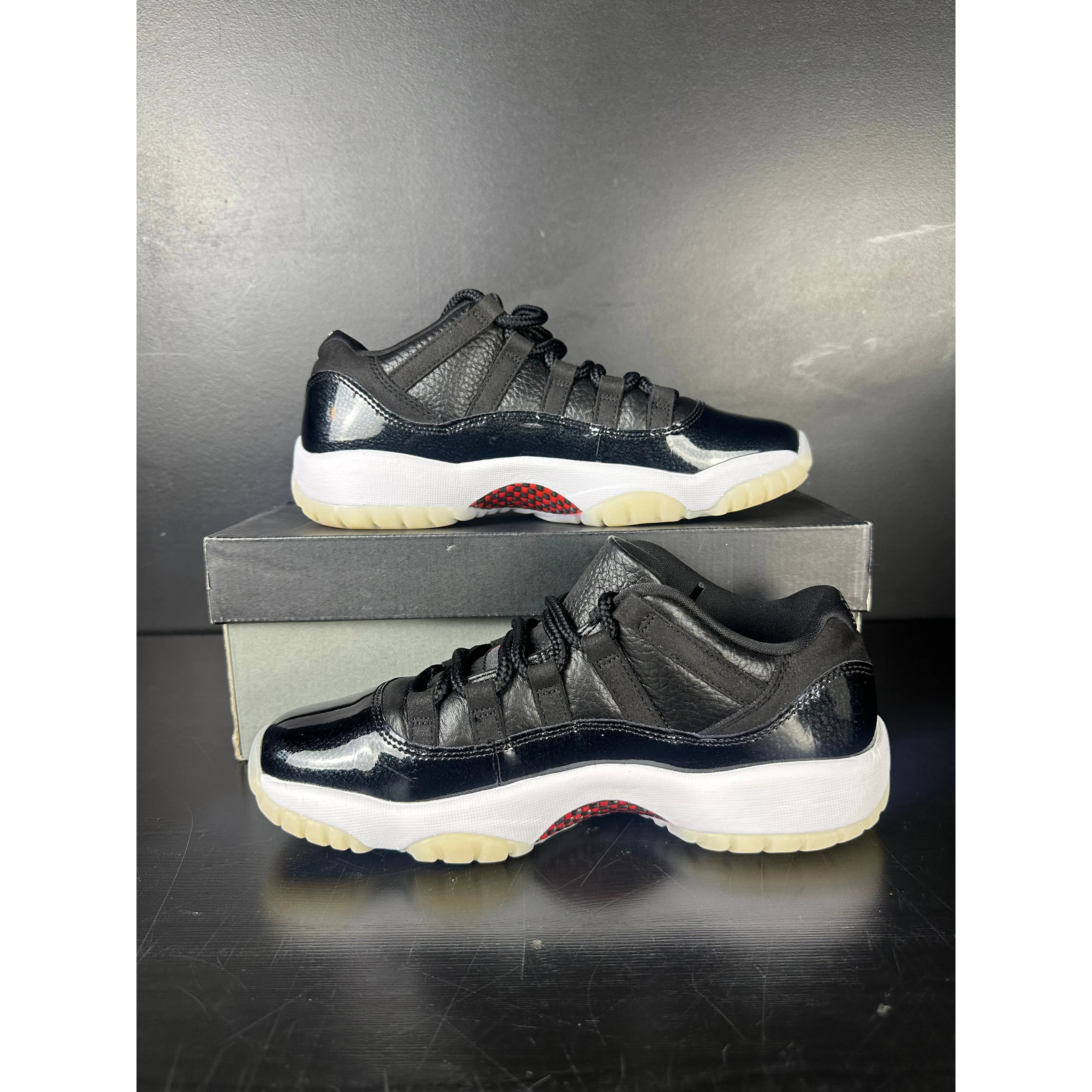 Air Jordan 11 Retro "Low 72-10" (GS) **PRE-OWNED**