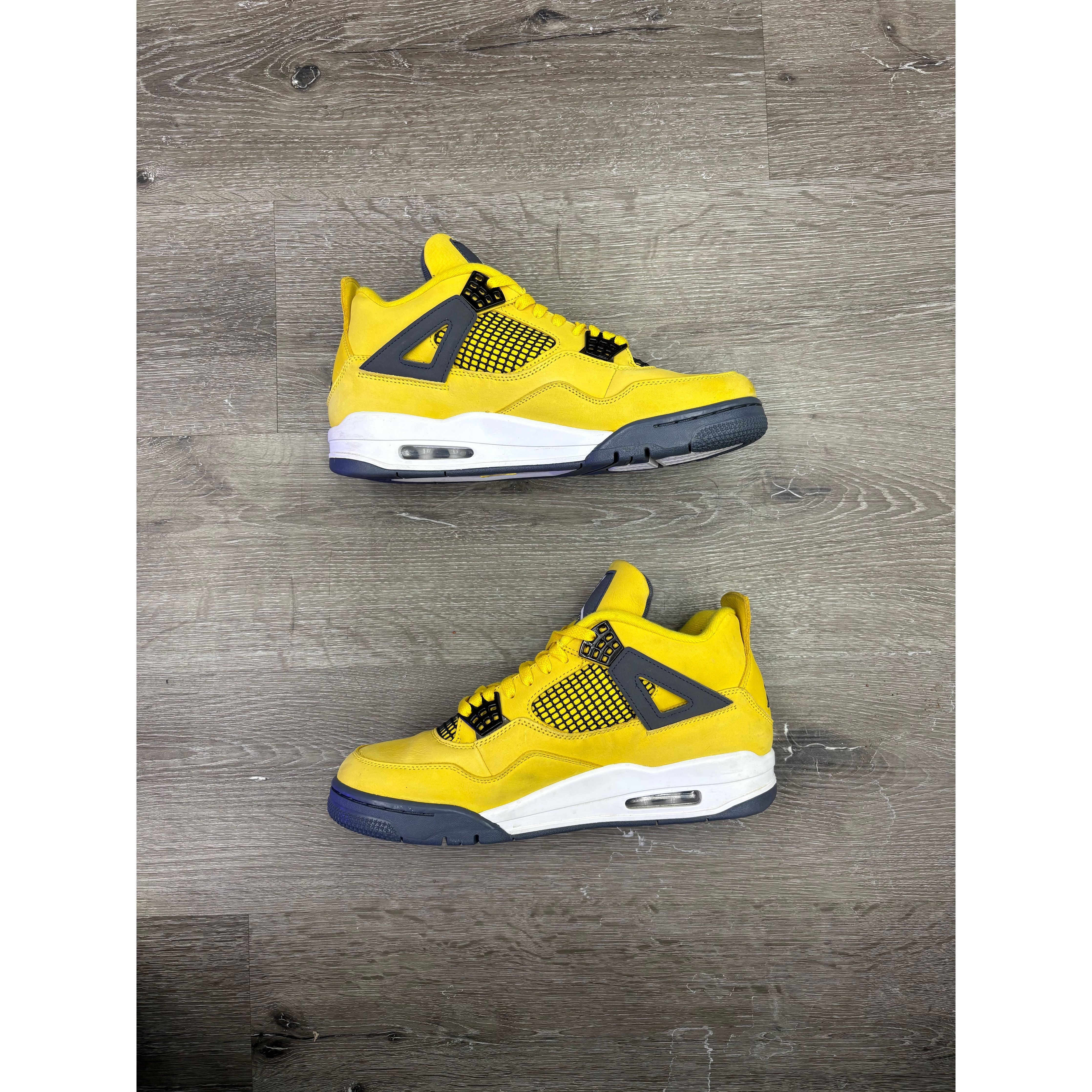 Air Jordan 4 Retro "Lightning" (2021) **PRE-OWNED**