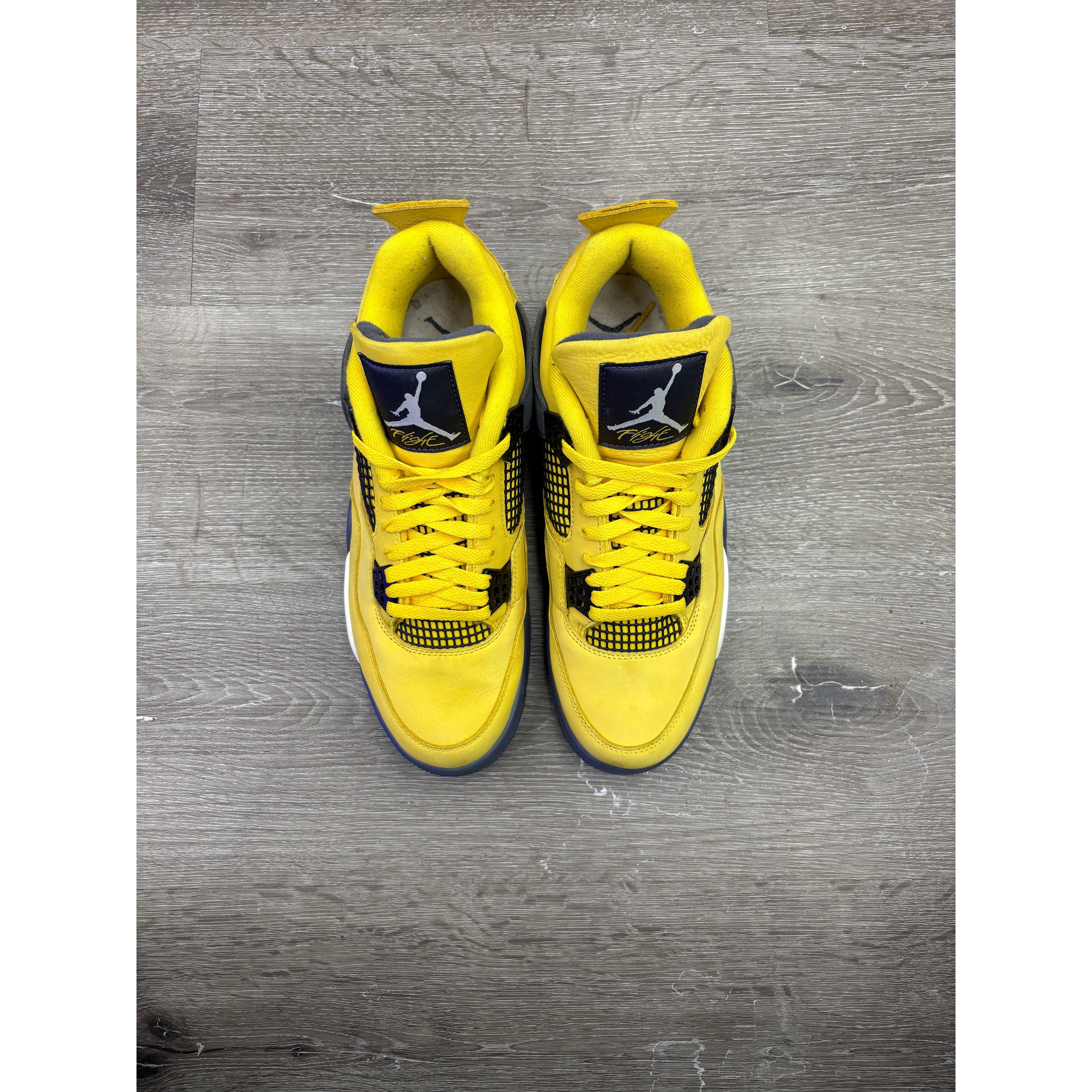 Air Jordan 4 Retro "Lightning" (2021) **PRE-OWNED**