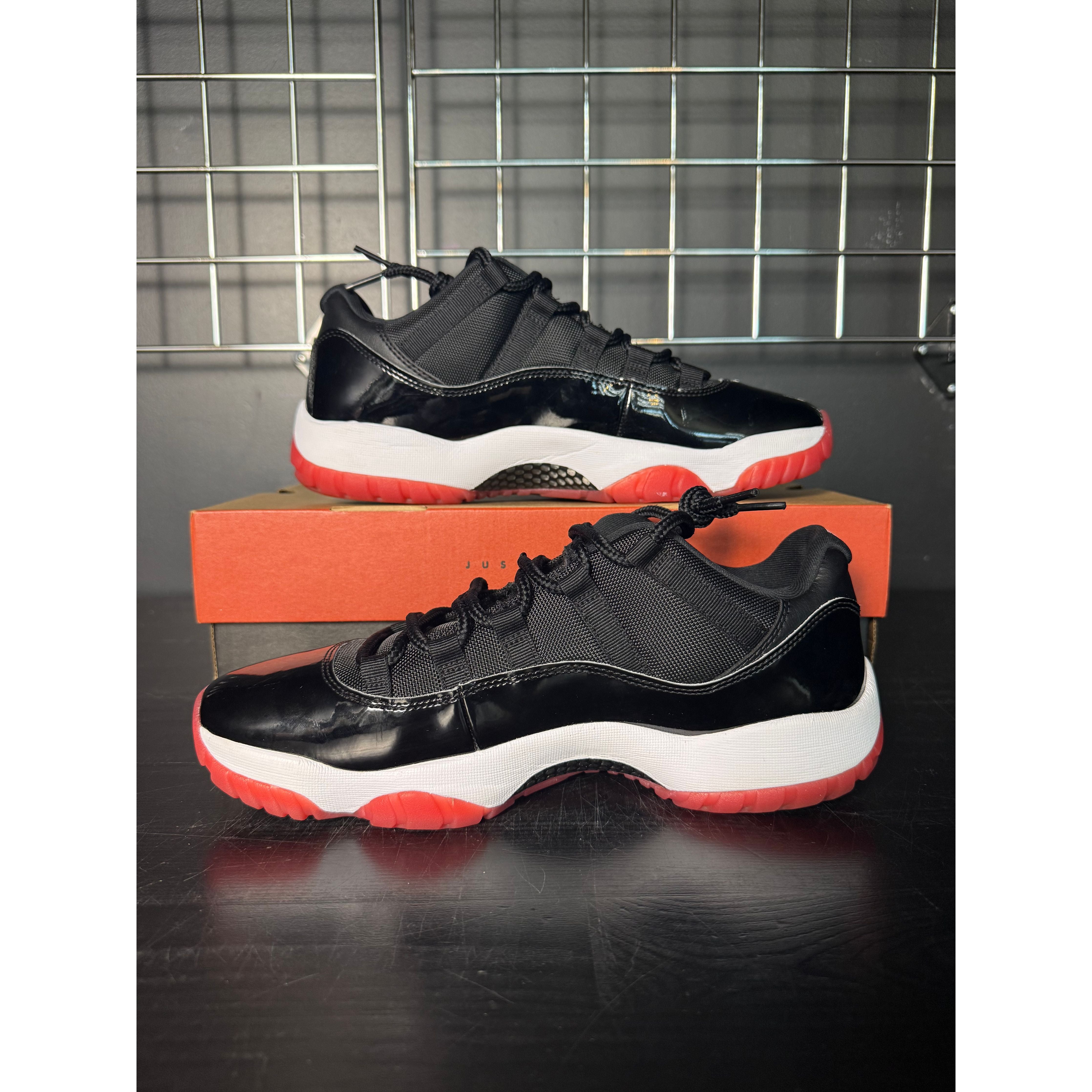 Air Jordan 11 Retro Low "Bred" (2025) **PRE-OWNED**