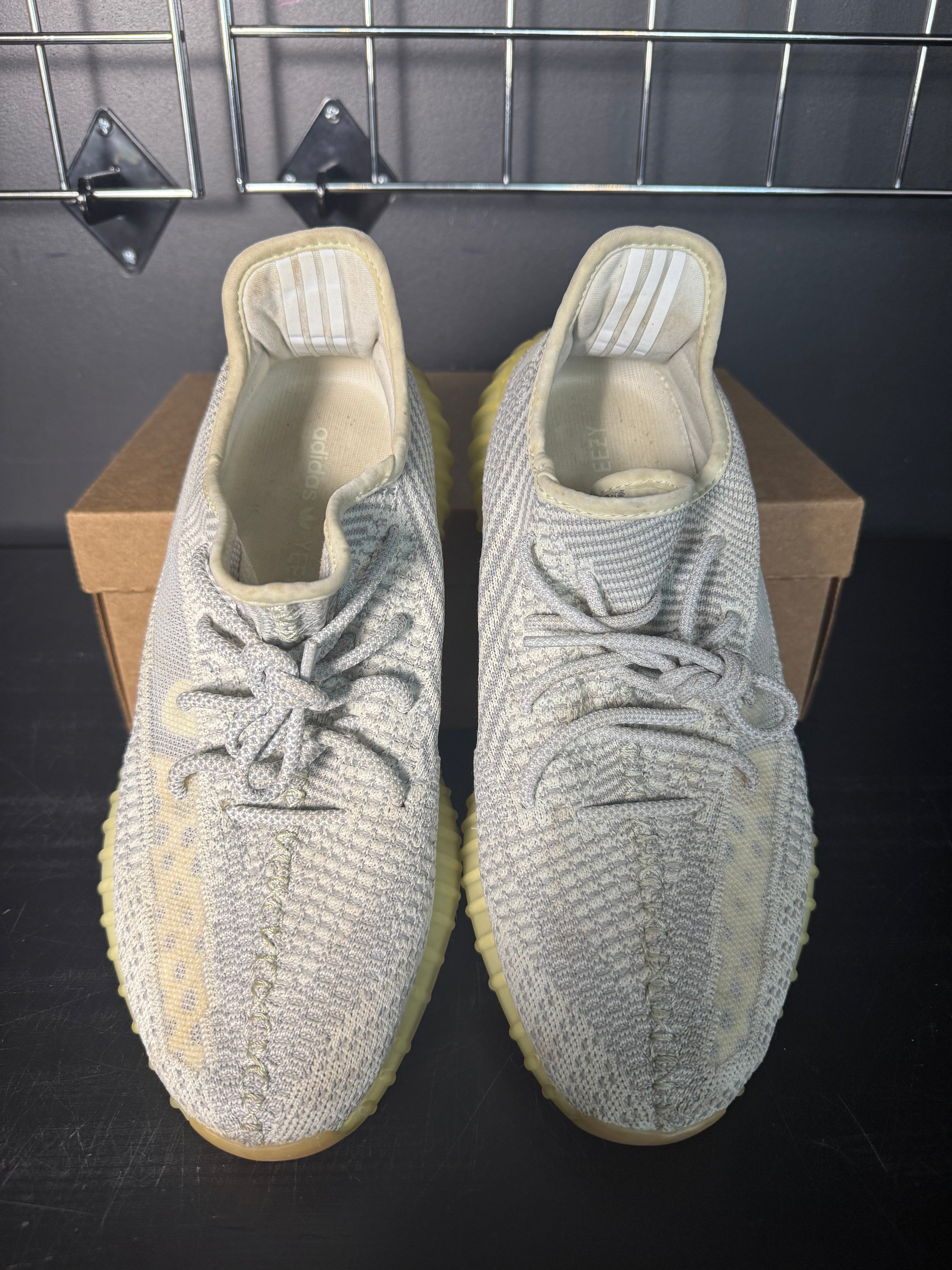 Adidas Yeezy Boost 350 V2 "Yeshaya" **PRE-OWNED**