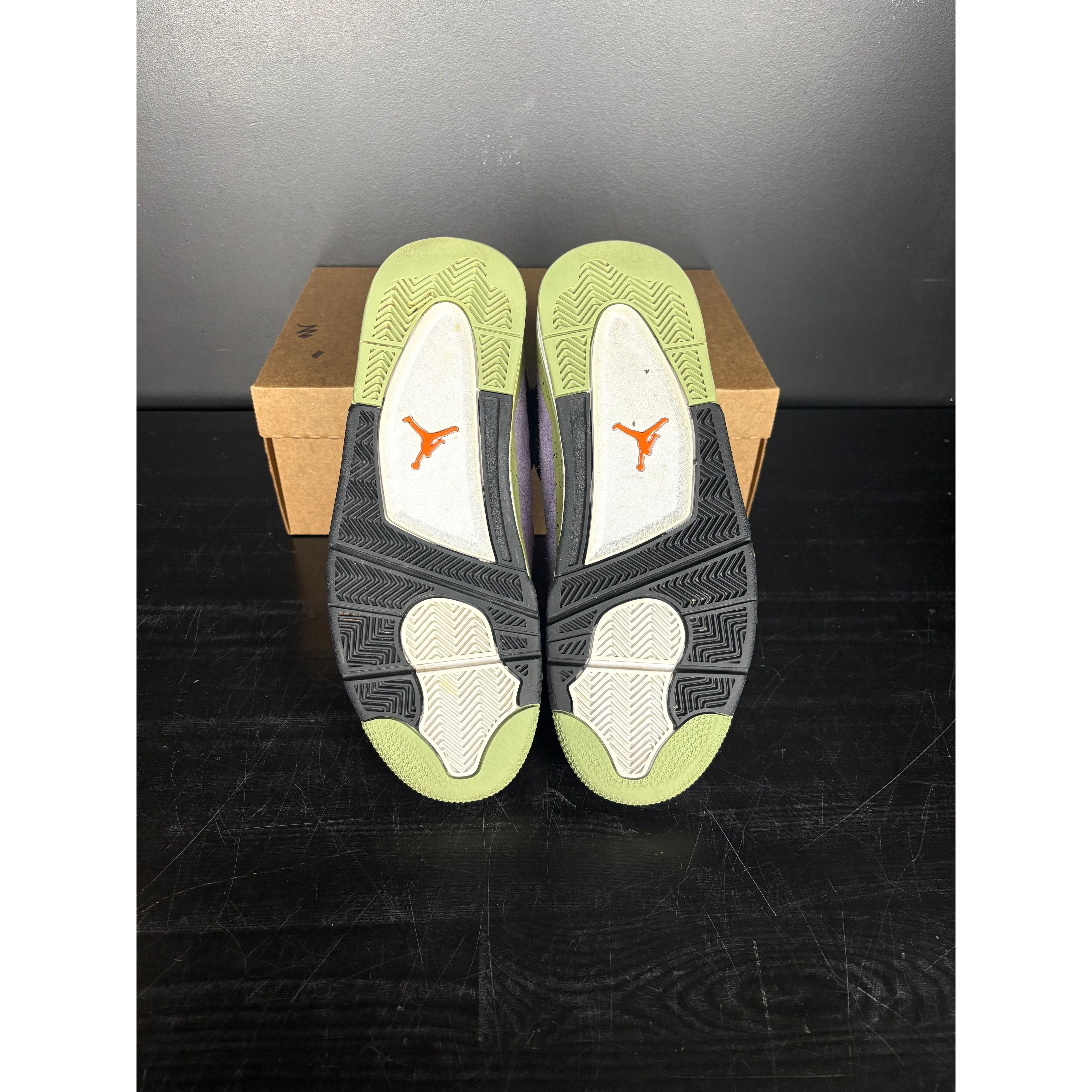 Air Jordan 4 Retro "Canyon Purple" (WMNS) **PRE-OWNED** NO BOX