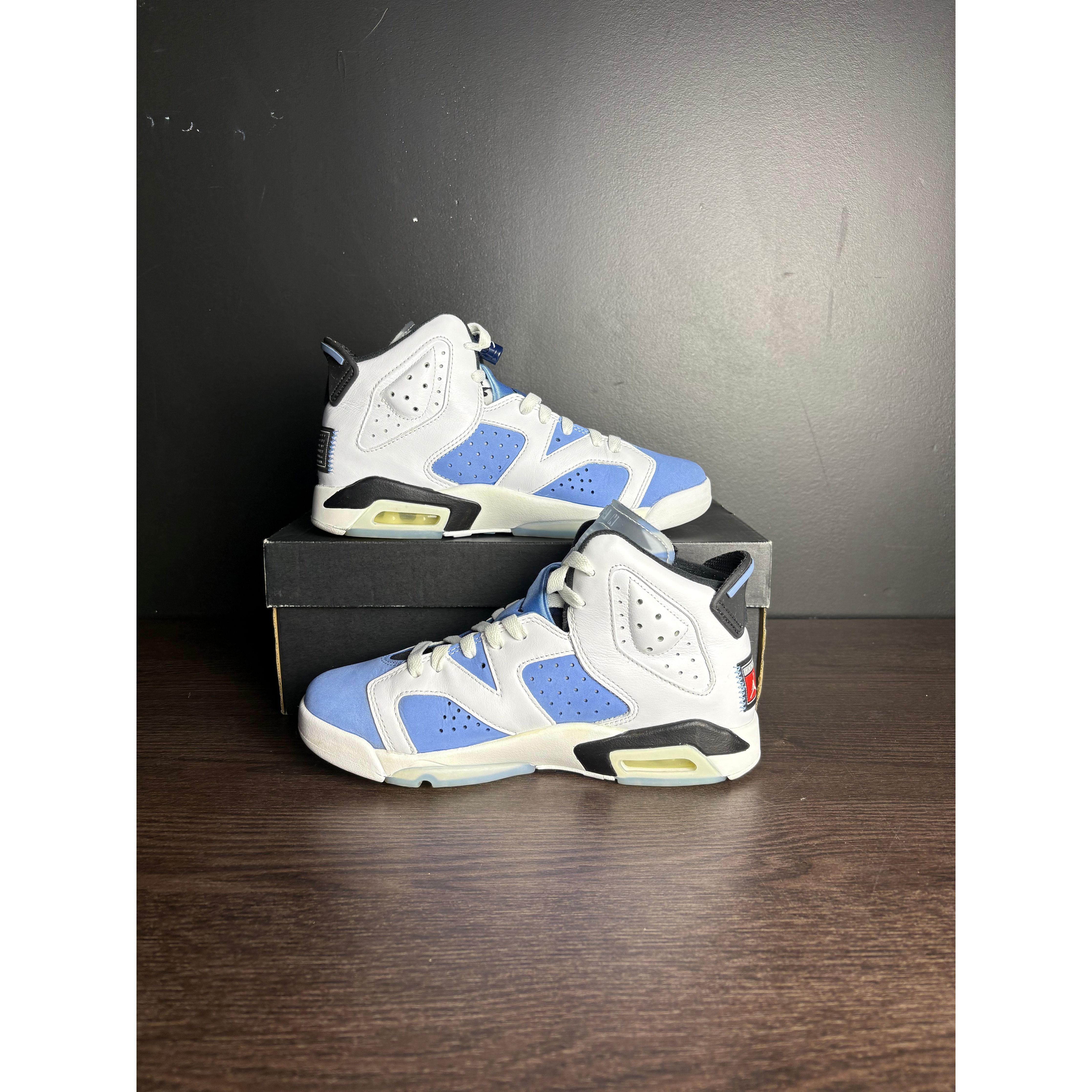 Air Jordan 6 Retro "UNC White" (GS) **PRE-OWNED**