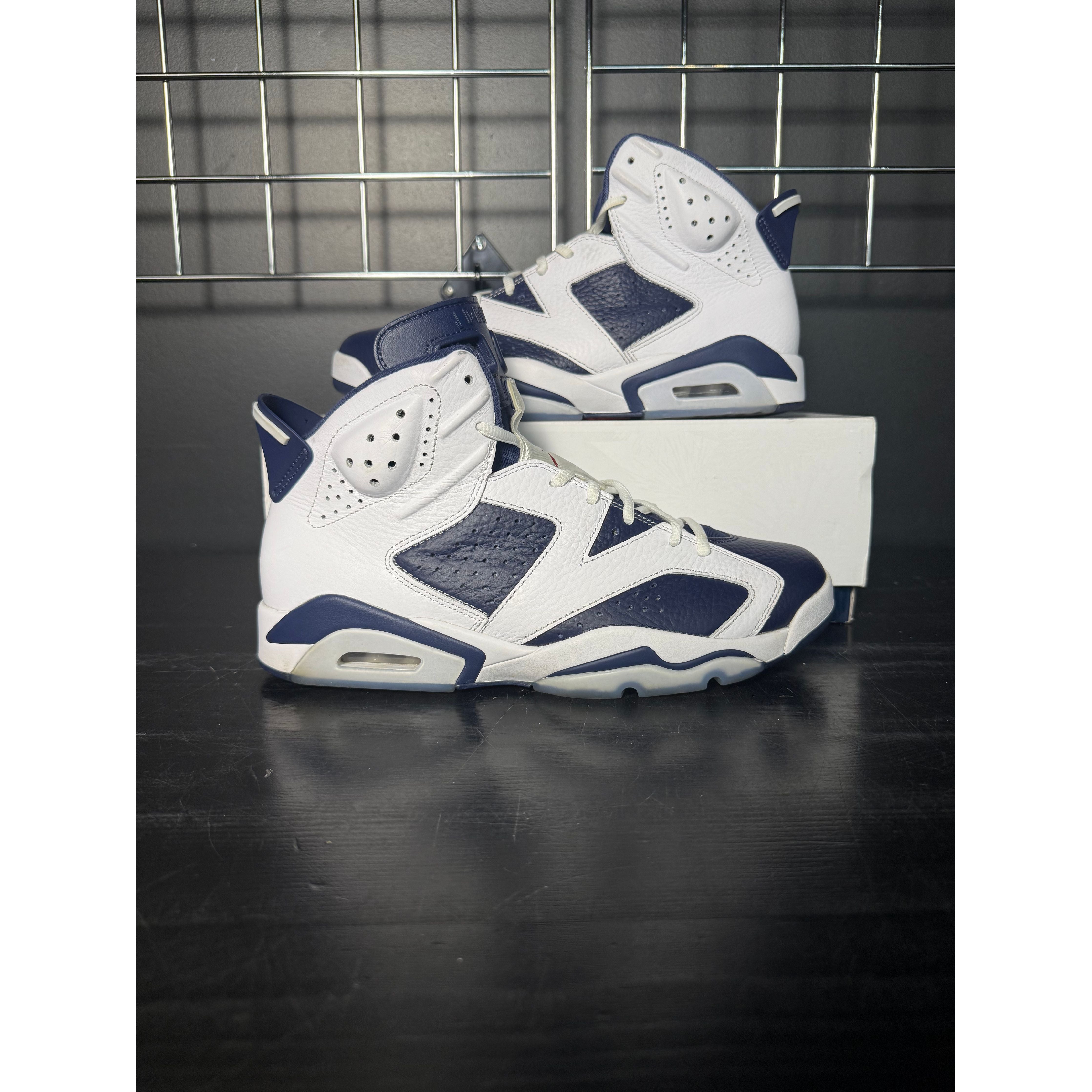 Air Jordan 6 Retro "Olympic" (2024) **PRE-OWNED**