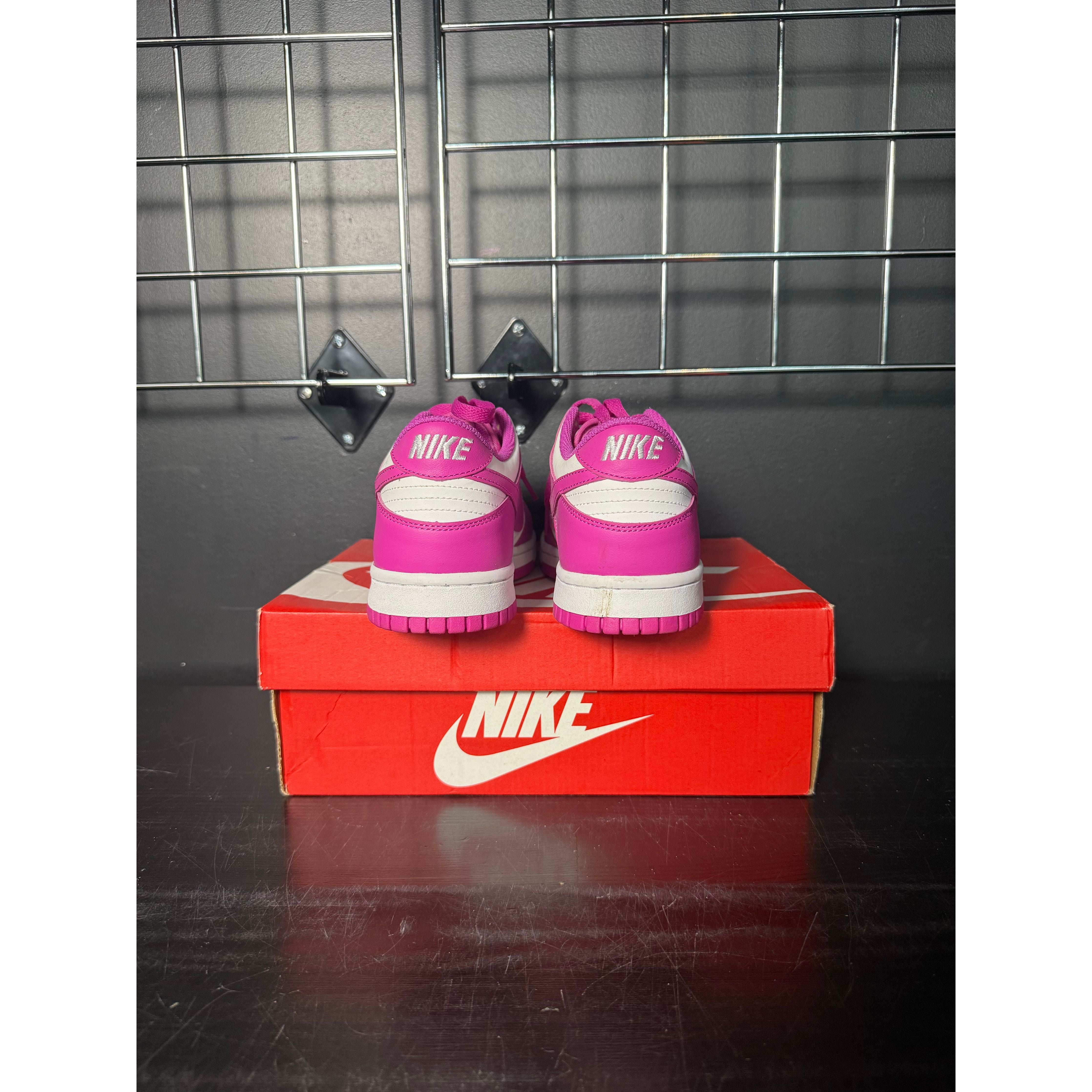 Nike Dunk Low "Laser Fuchsia" (GS) **PRE-OWNED**