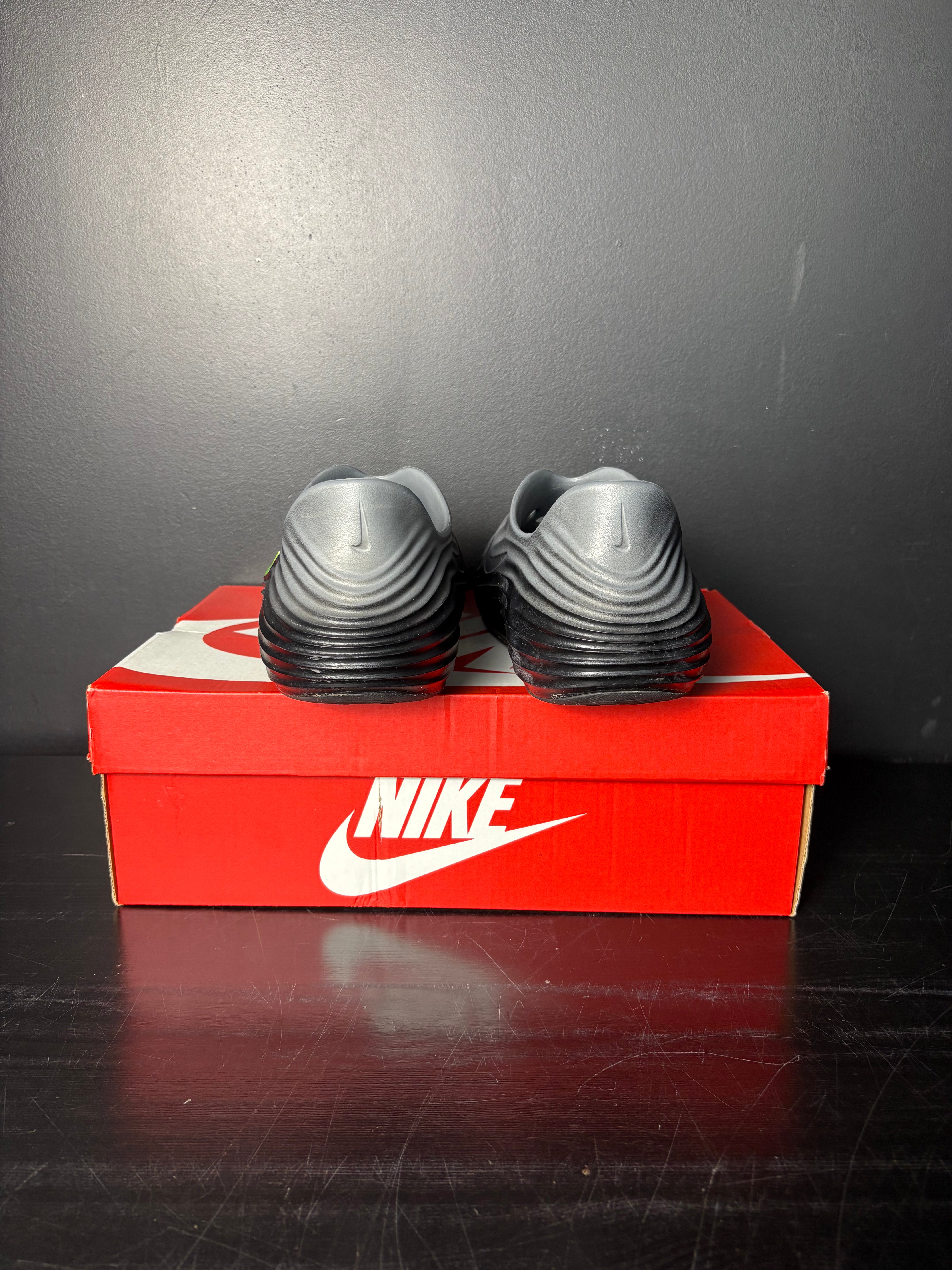 Nike ReactX Rejuven8 "Black Cool Grey Volt" **PRE-OWNED**