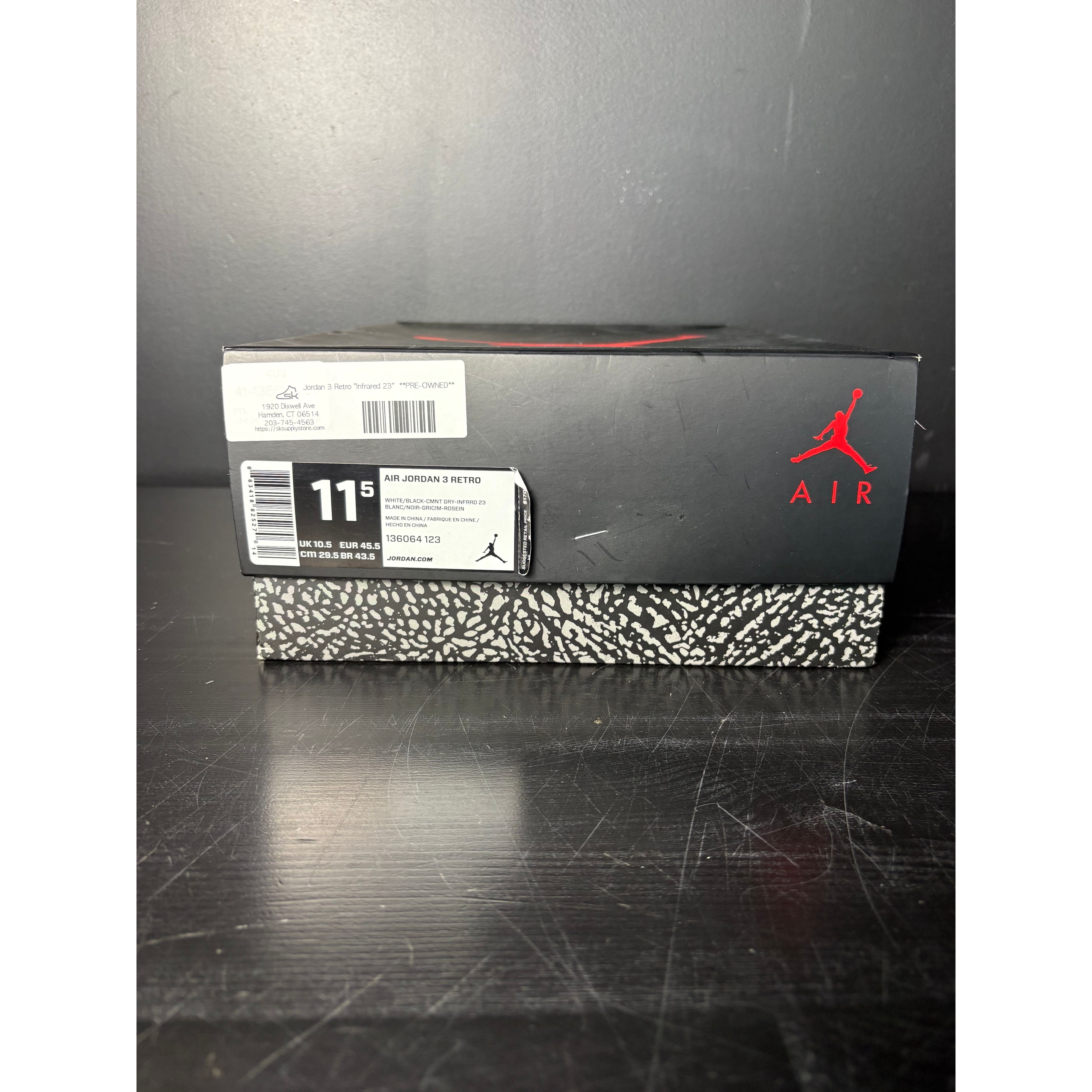 Air Jordan 3 Retro "Infrared 23" **PRE-OWNED**