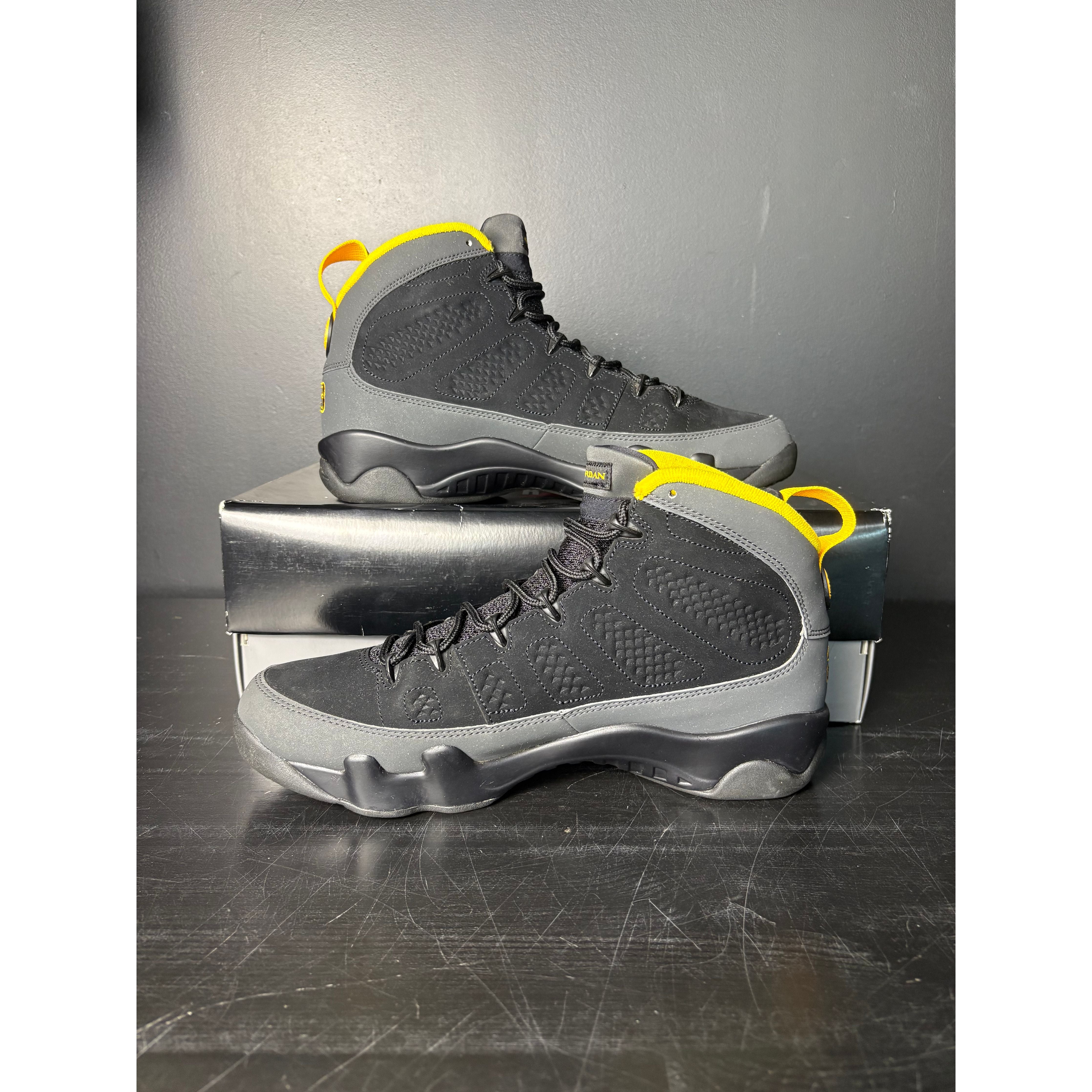 Air Jordan 9 Retro "Dark Charcoal" **PRE-OWNED**