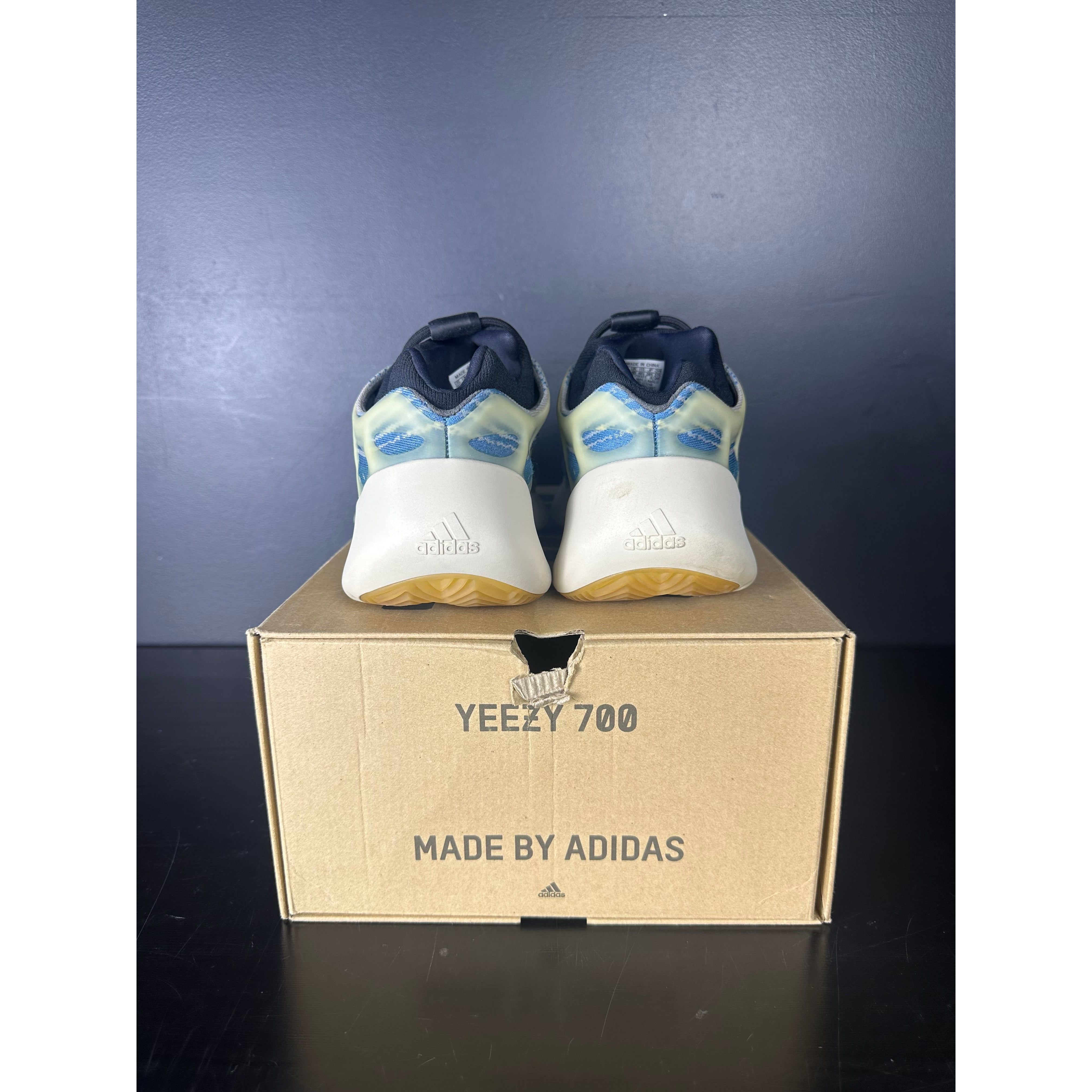 adidas Yeezy 700 V3 "Kyanite" **PRE-OWNED** REP. BOX (NO INSOLES)