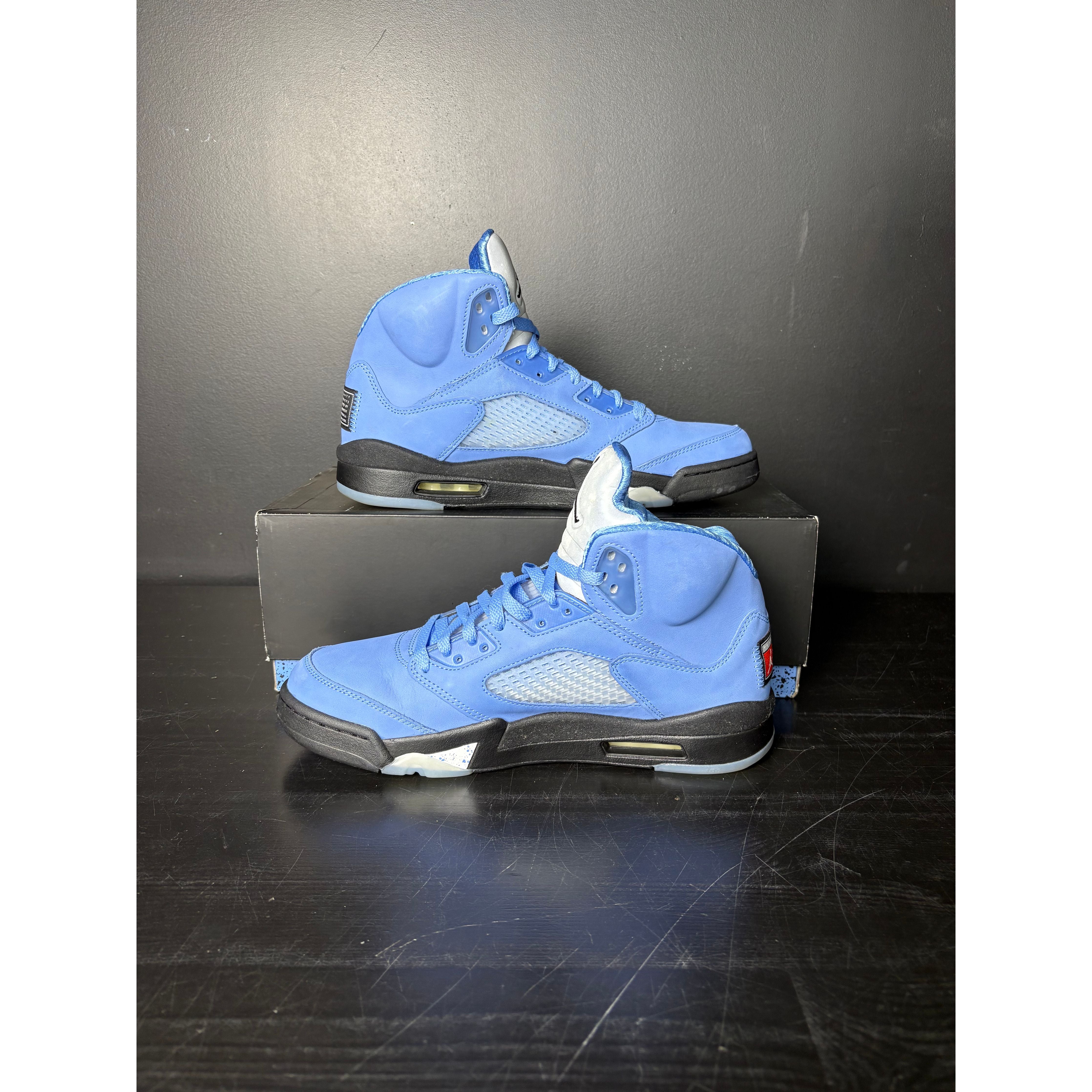 Air Jordan 5 Retro "UNC University Blue" **PRE-OWNED**