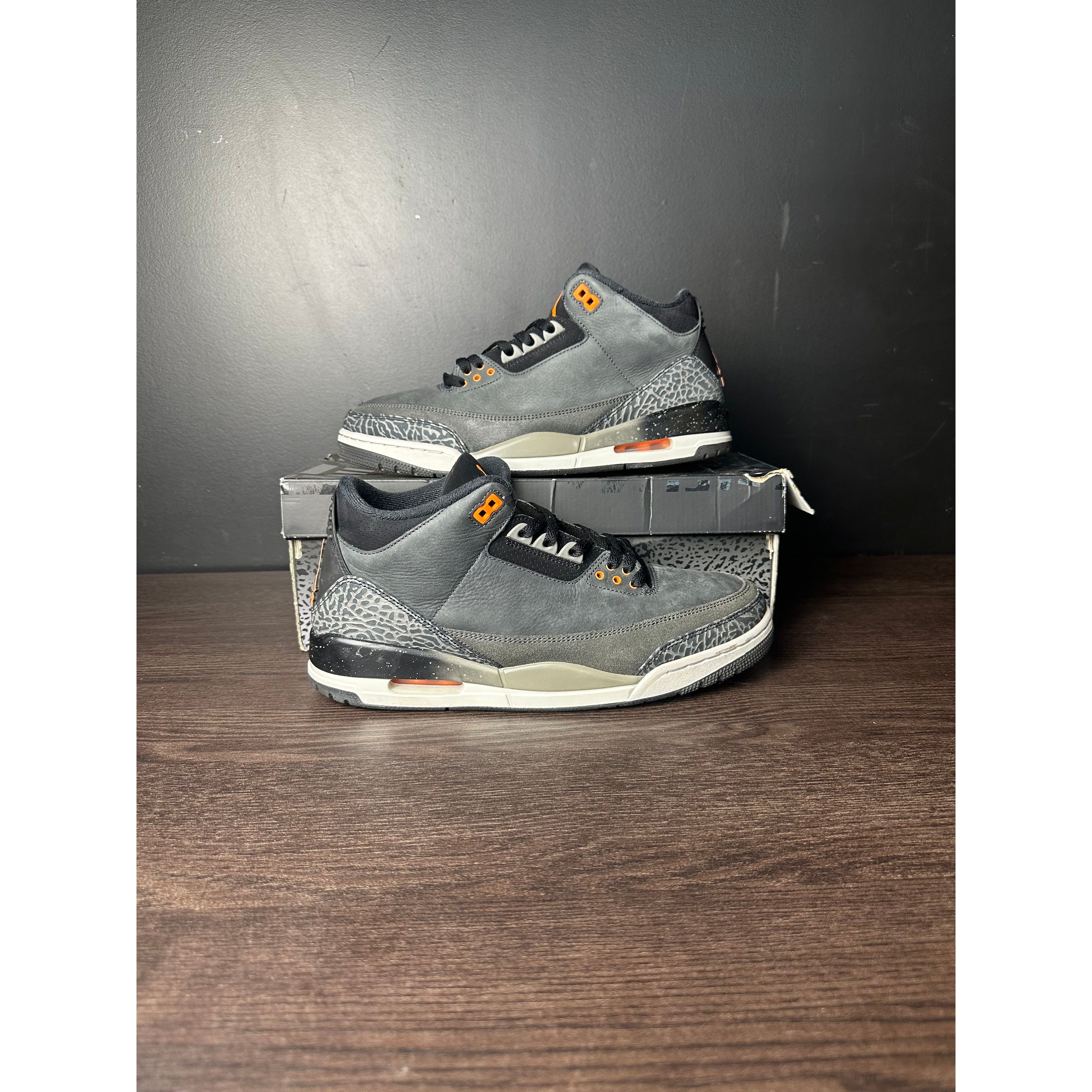 Air Jordan 3 Retro "Fear Pack" (2023) **PRE-OWNED**