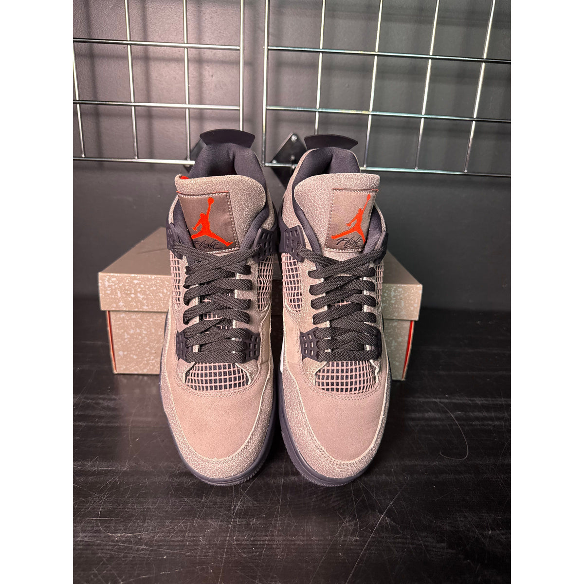 Air Jordan 4 Retro "Taupe Haze" **PRE-OWNED**
