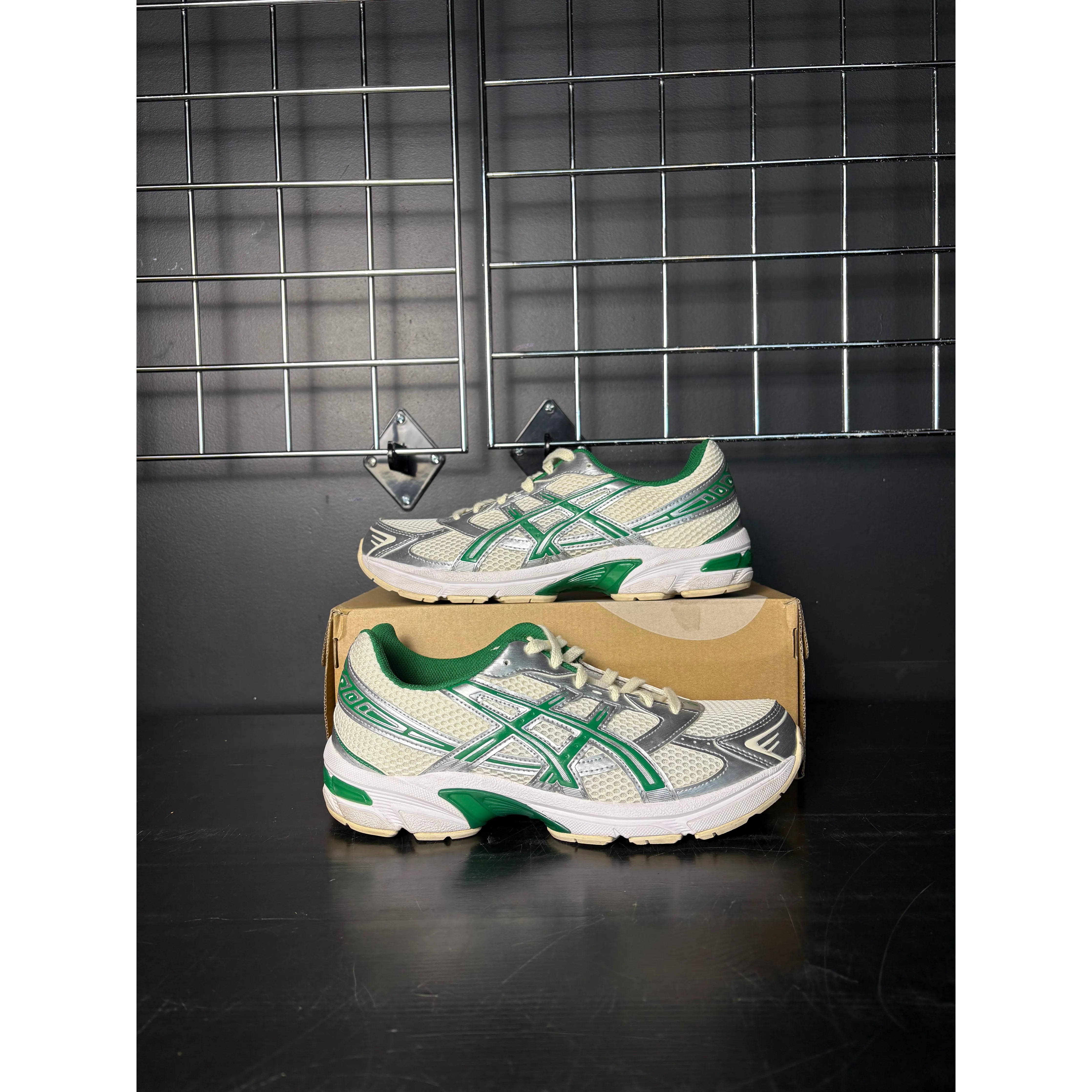 ASICS Gel-1130 "Cream Kale" **PRE-OWNED**