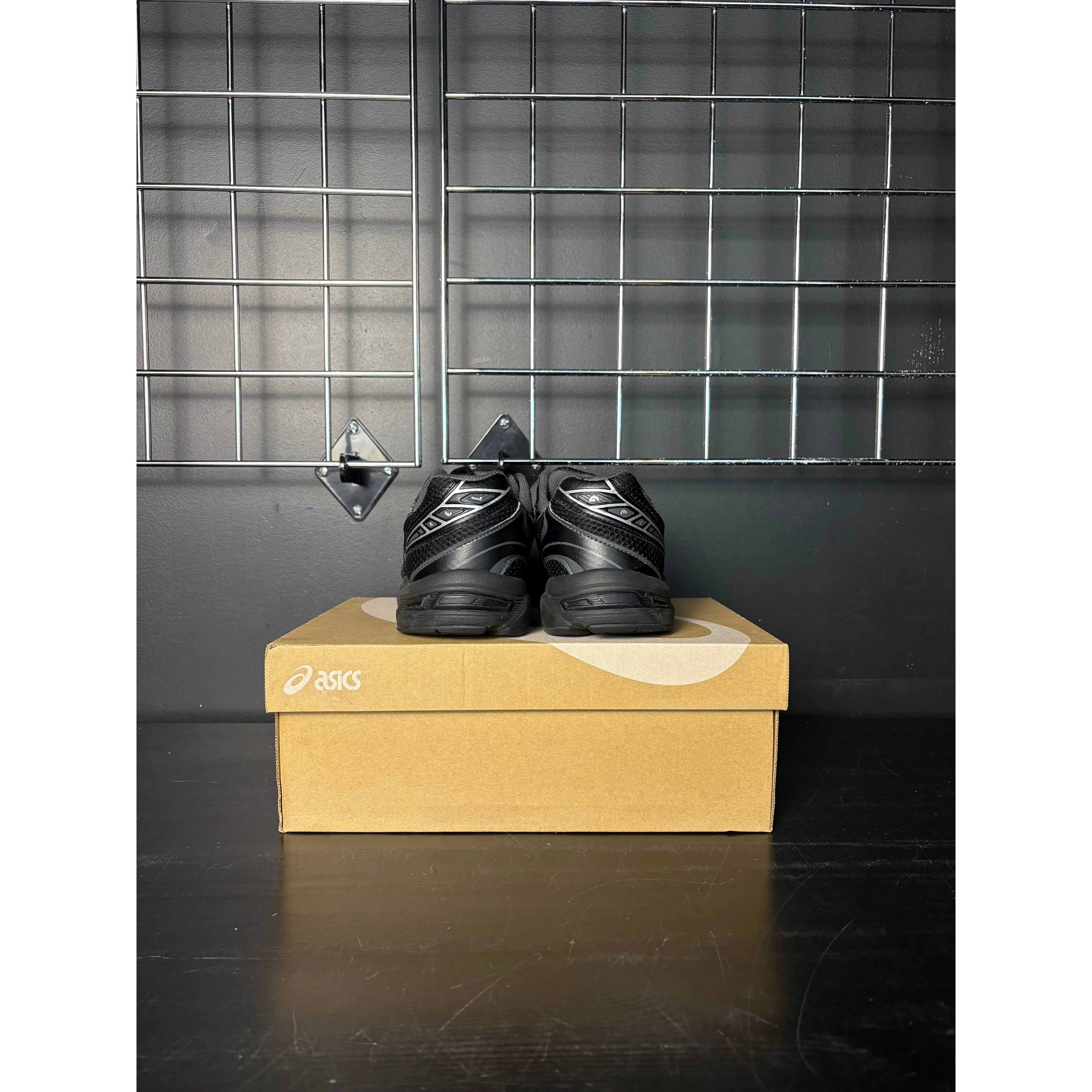 ASICS Gel-1130 "Black Pure Silver" **PRE-OWNED**