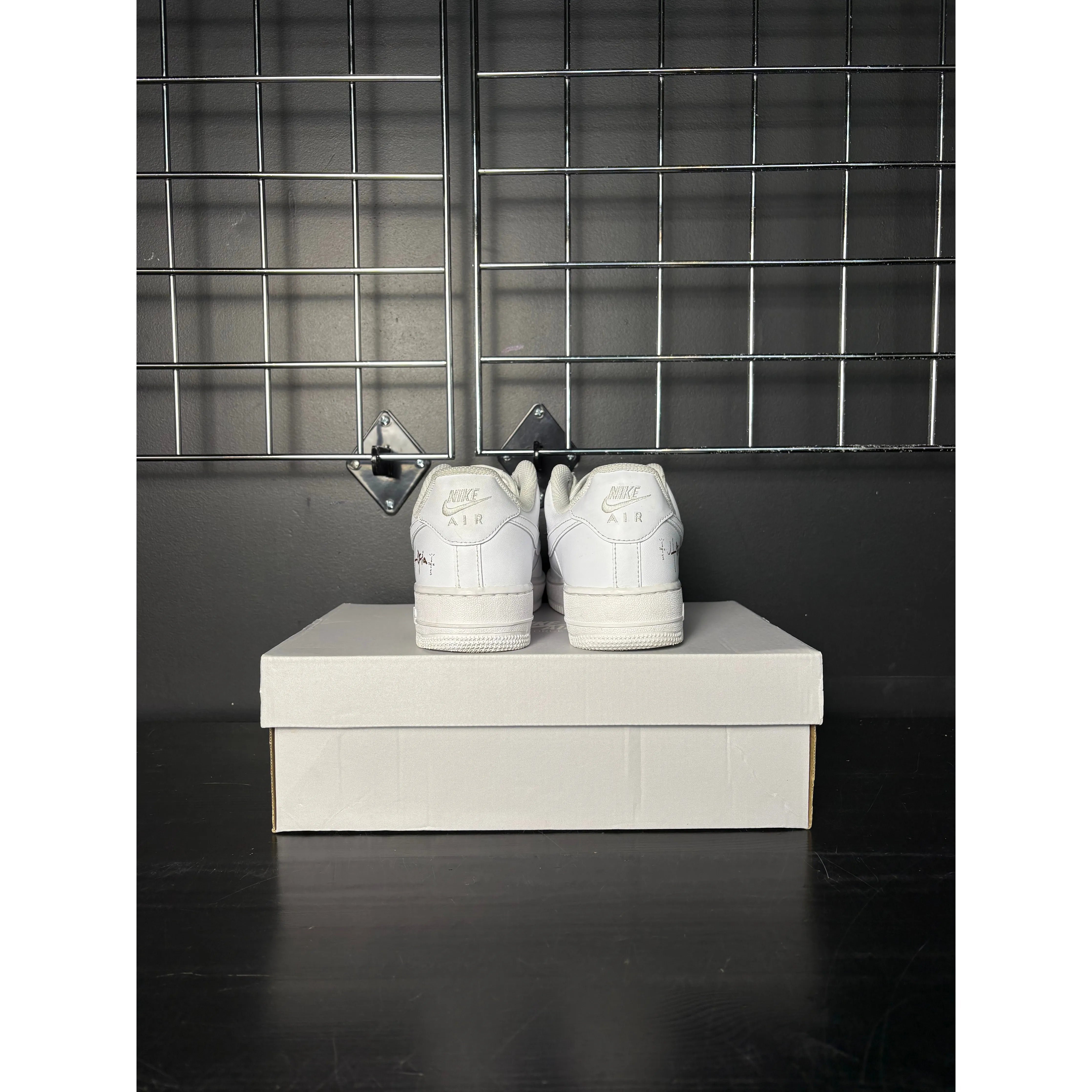 Nike Air Force 1 Low '07 White x Travis Scott Cactus Jack "Utopia Edition" (WMNS) **PRE-OWNED**