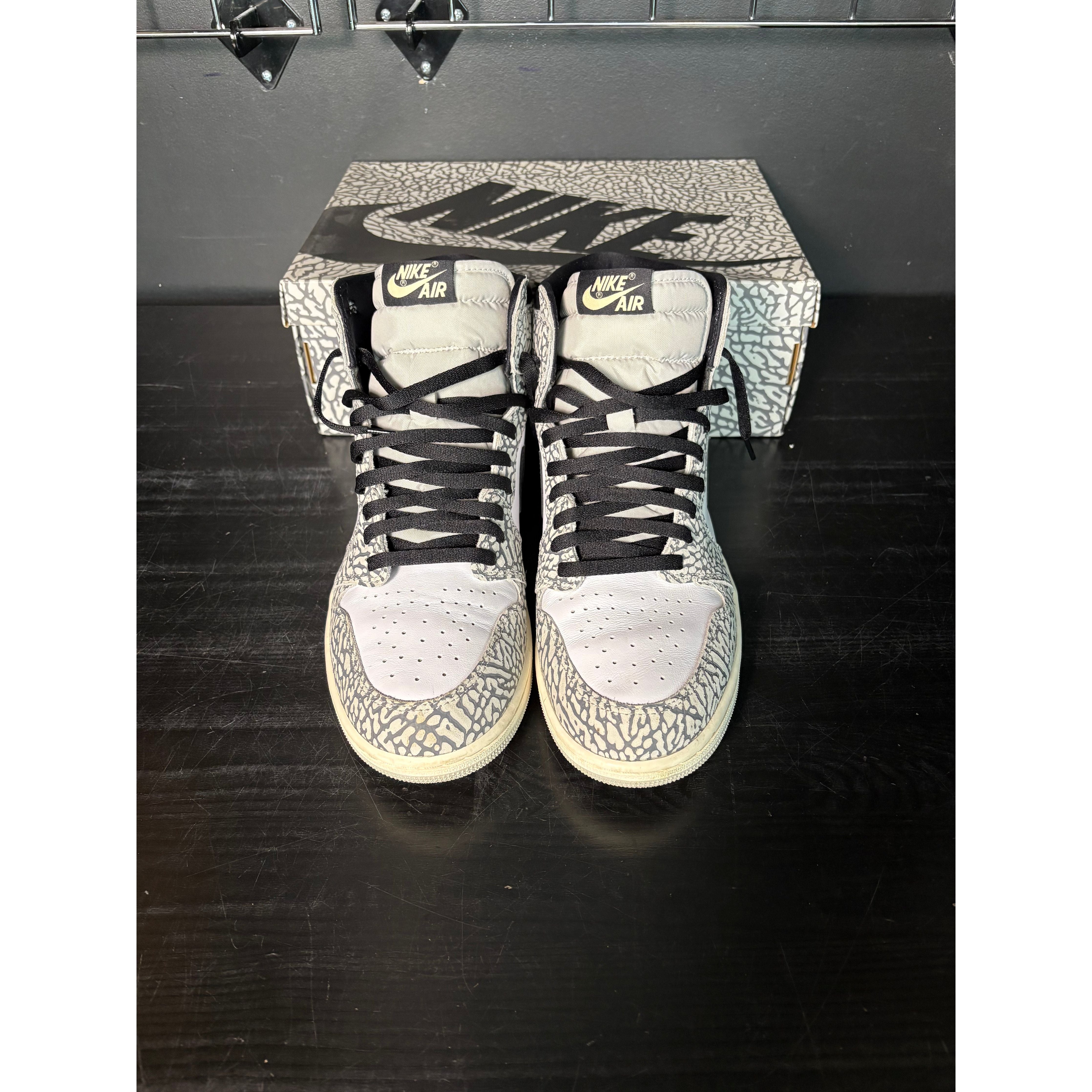 Air Jordan 1 Retro High OG "White Cement" **PRE-OWNED**