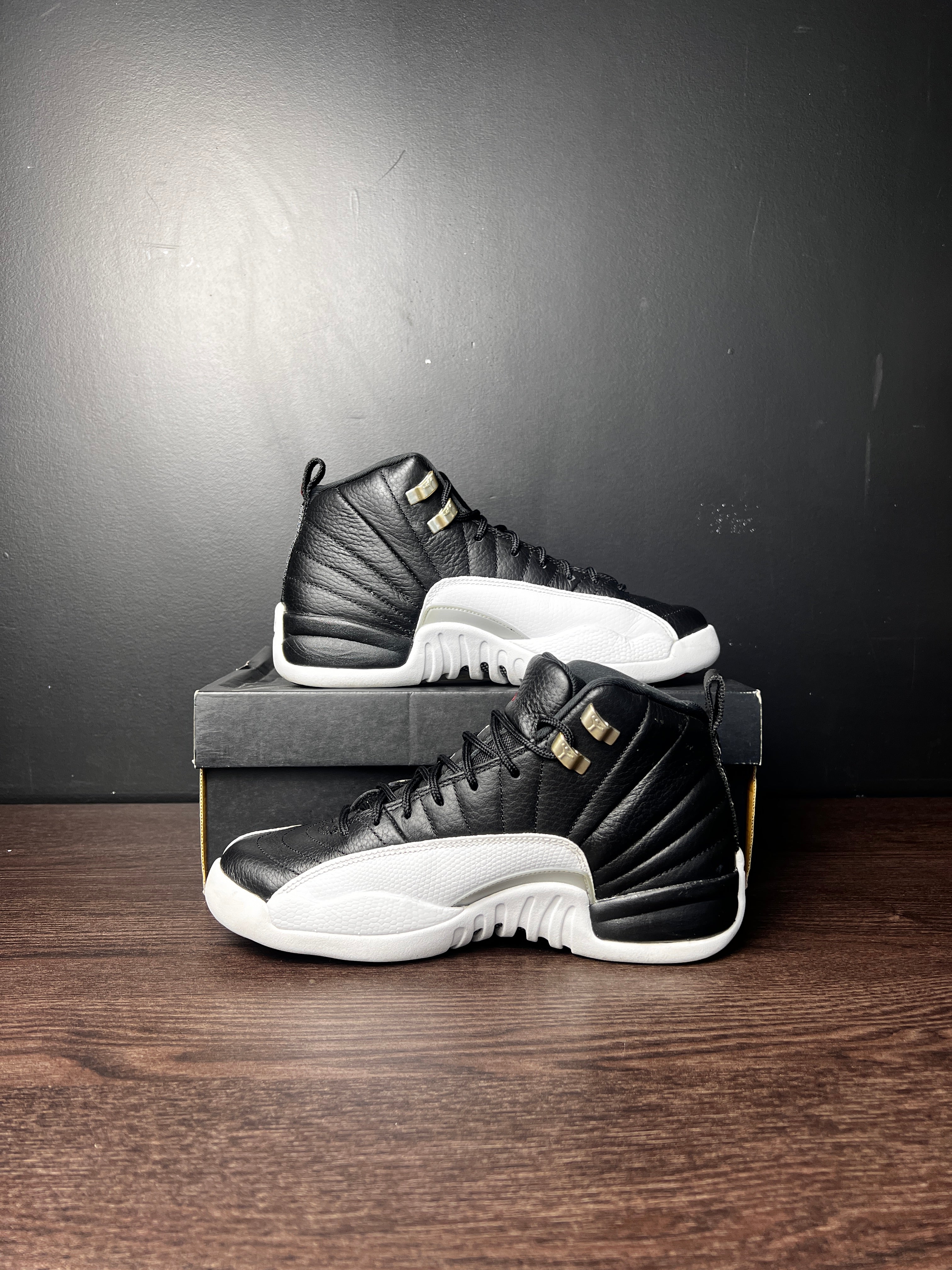 Air Jordan 12 Retro "Playoffs" (2022) (GS) **PRE-OWNED**