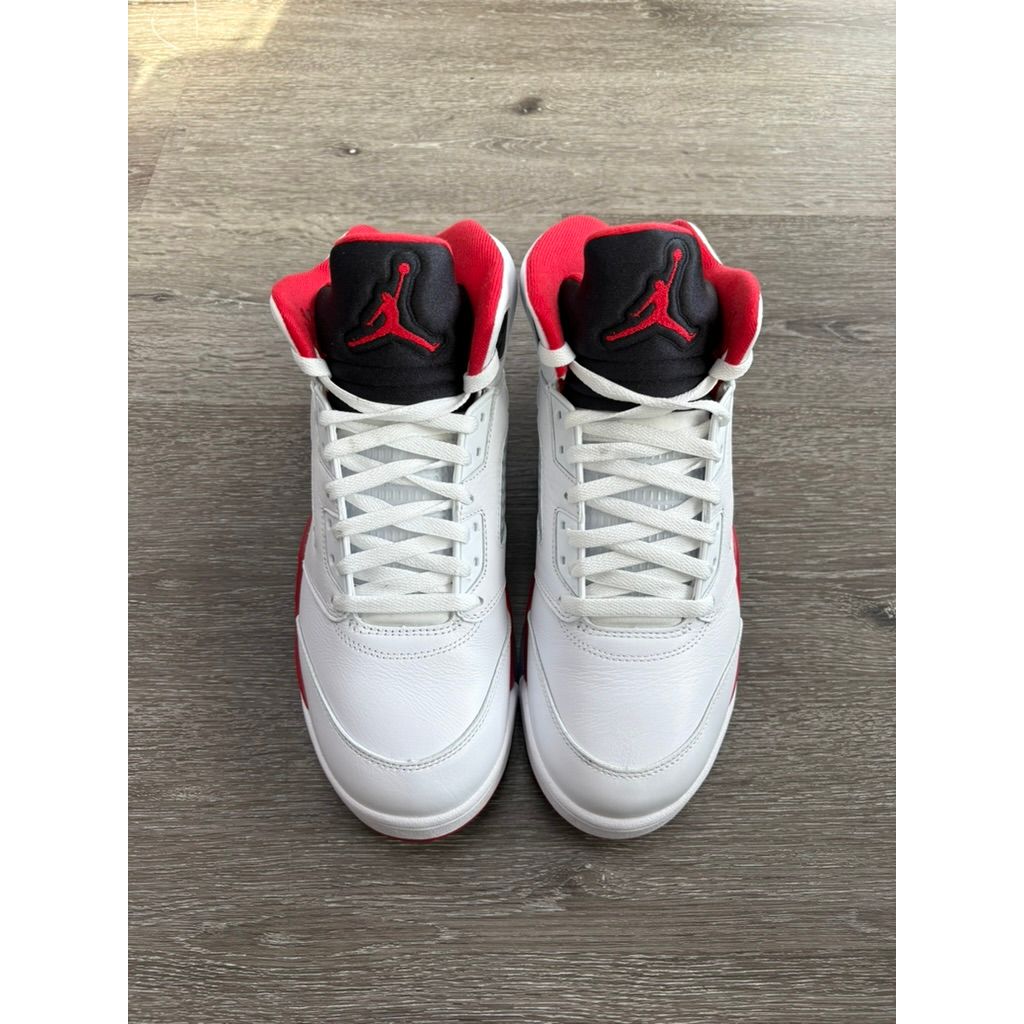 Air Jordan 5 Retro "Fire Red Black Tongue" (2025) **PRE-OWNED**