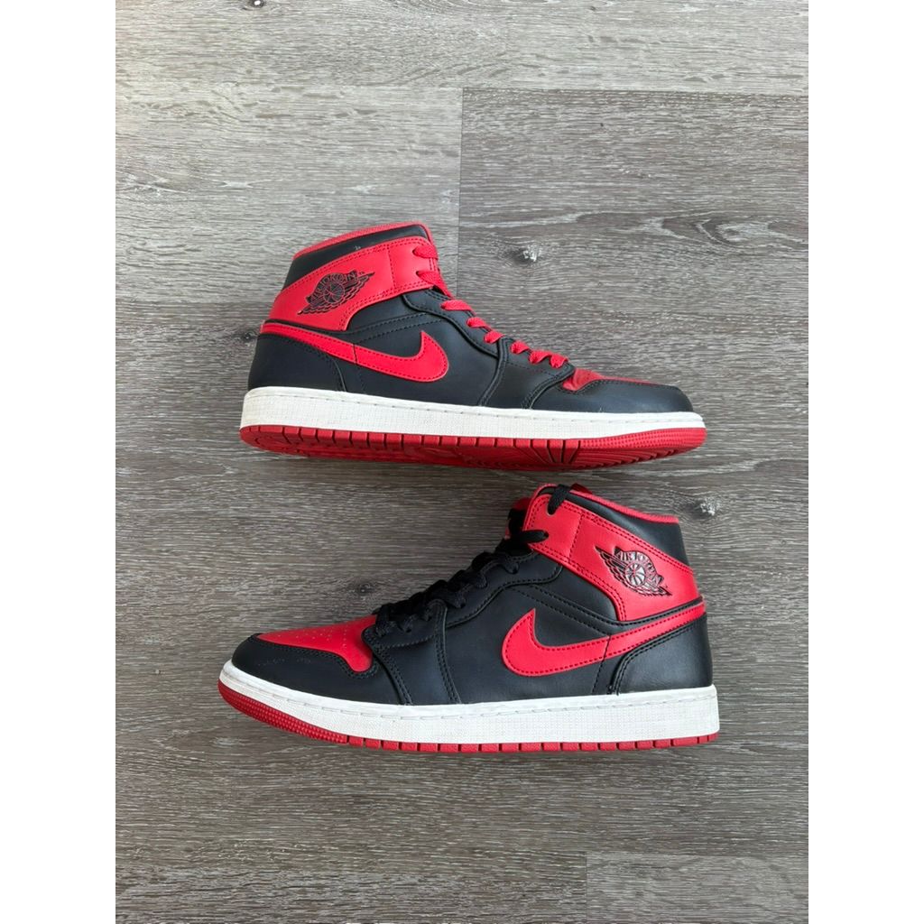 Air Jordan 1 Mid "Alternate Bred" (2022) **PRE-OWNED**