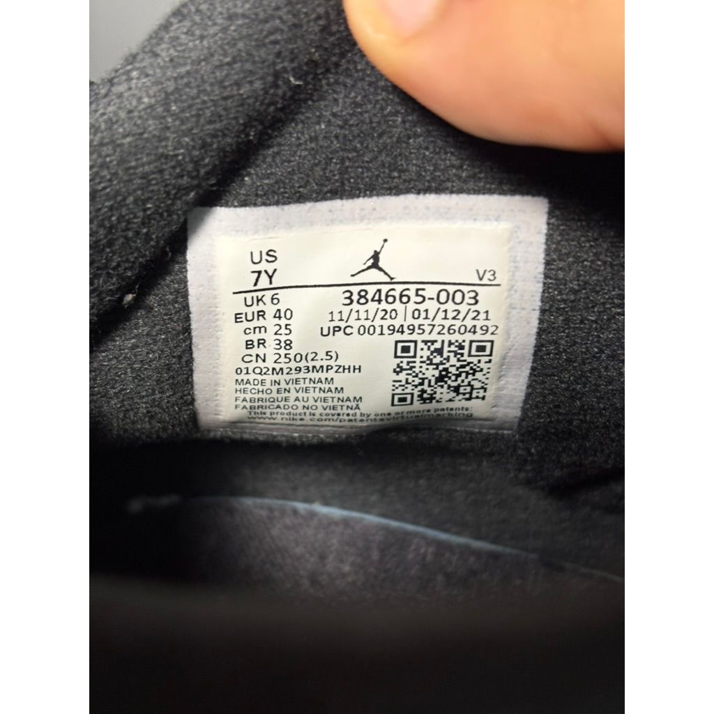 AirJordan 6 "Electric Green" (GS) **PRE OWNED** REP. BOX