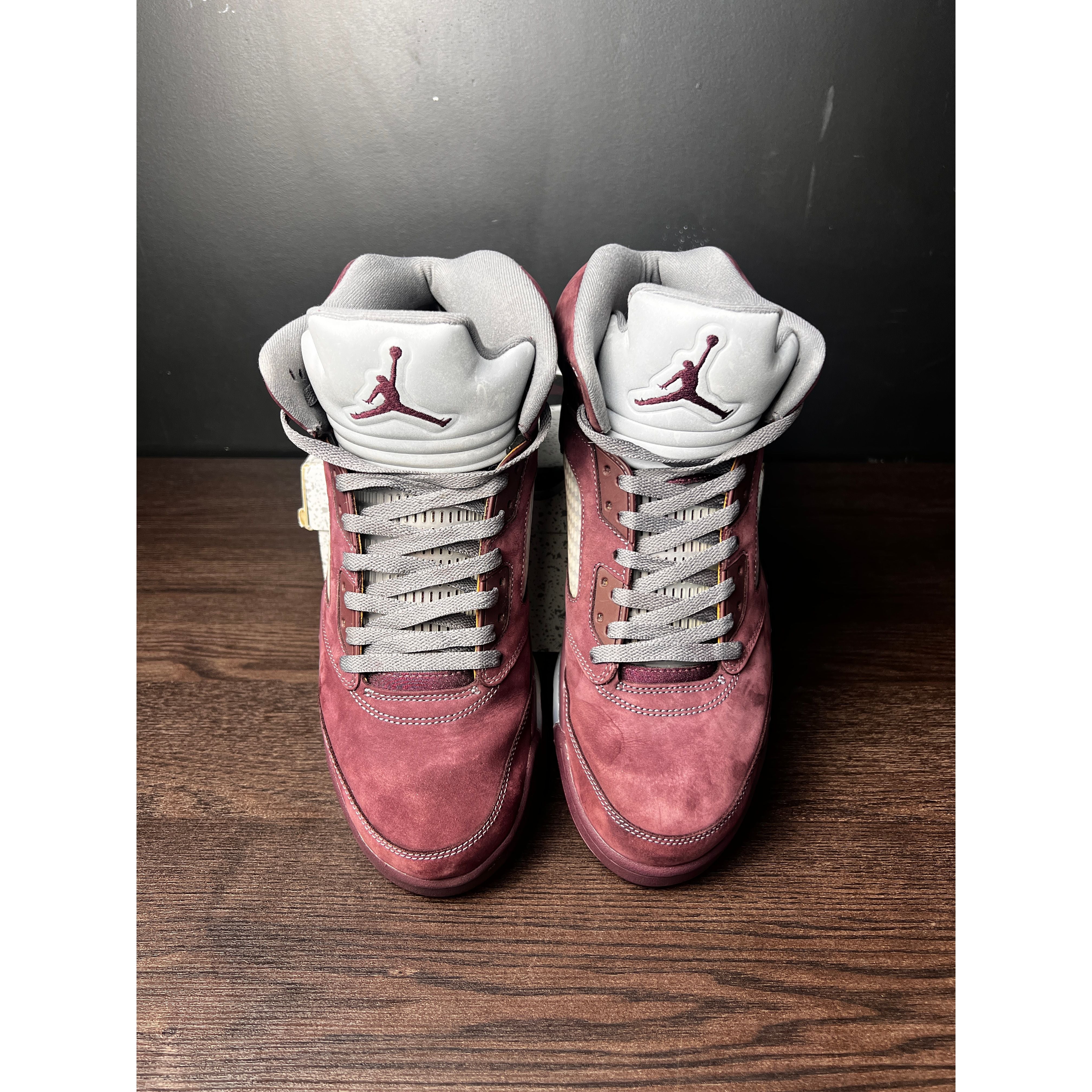 Air Jordan 5 Retro "Burgundy" (2023) **PRE-OWNED**