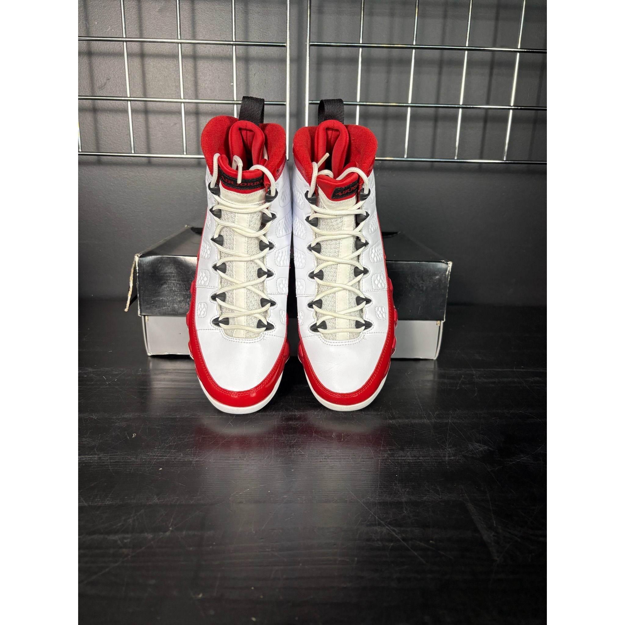 Air Jordan 9 Retro "White Gym Red" **PRE-OWNED**