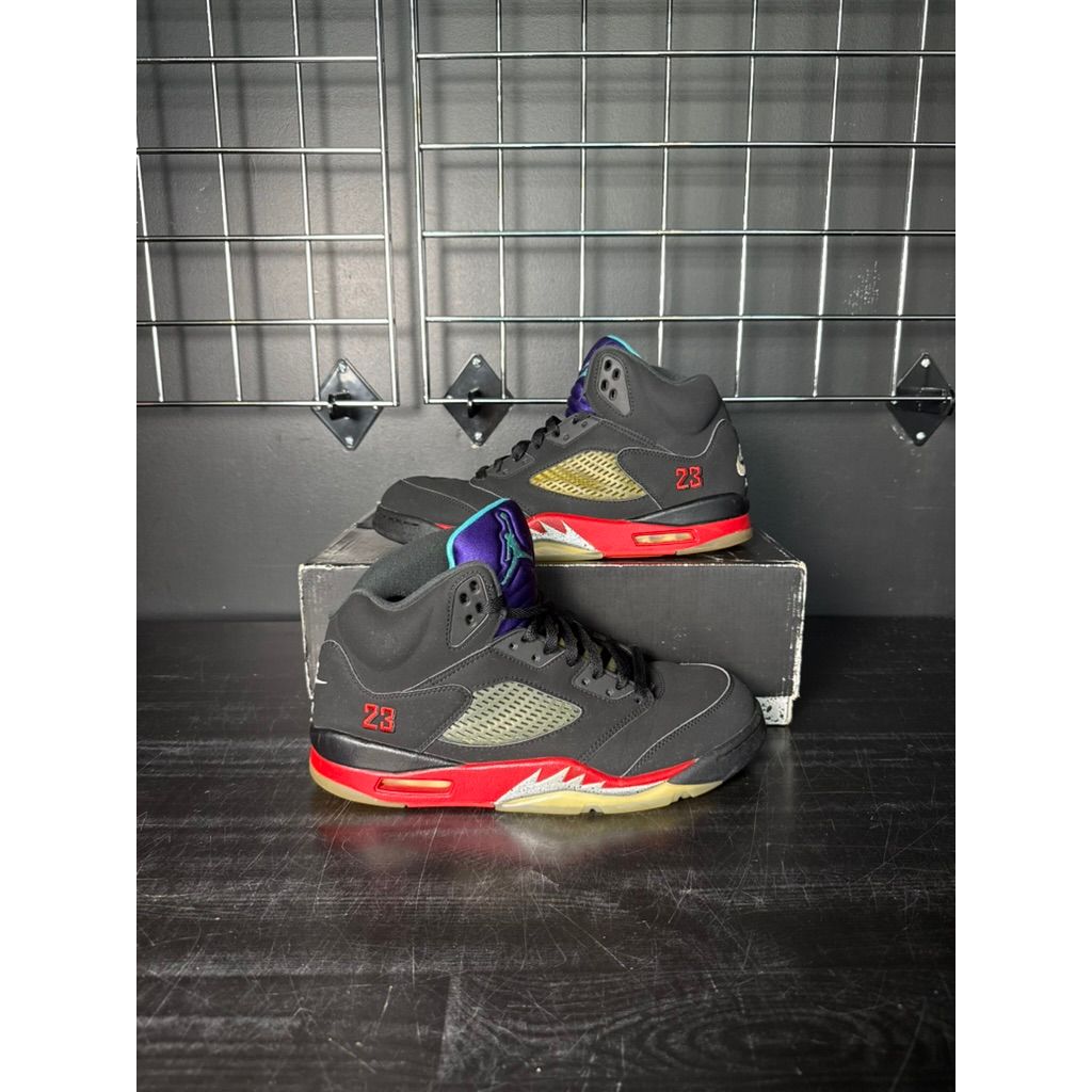 Air Jordan 5 Retro "Top 3" **PRE-OWNED**