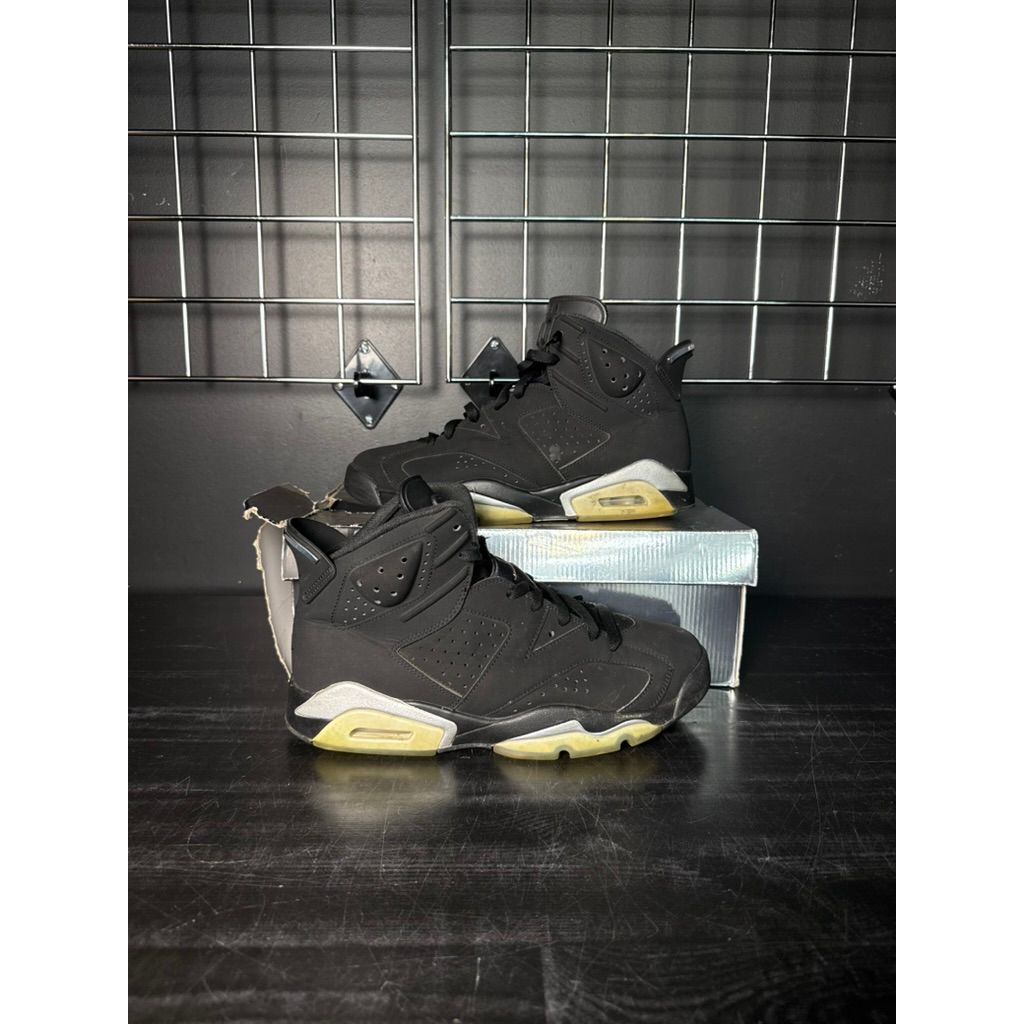 Air Jordan 6 Retro "Chrome Metallic Silver" **PRE-OWNED**