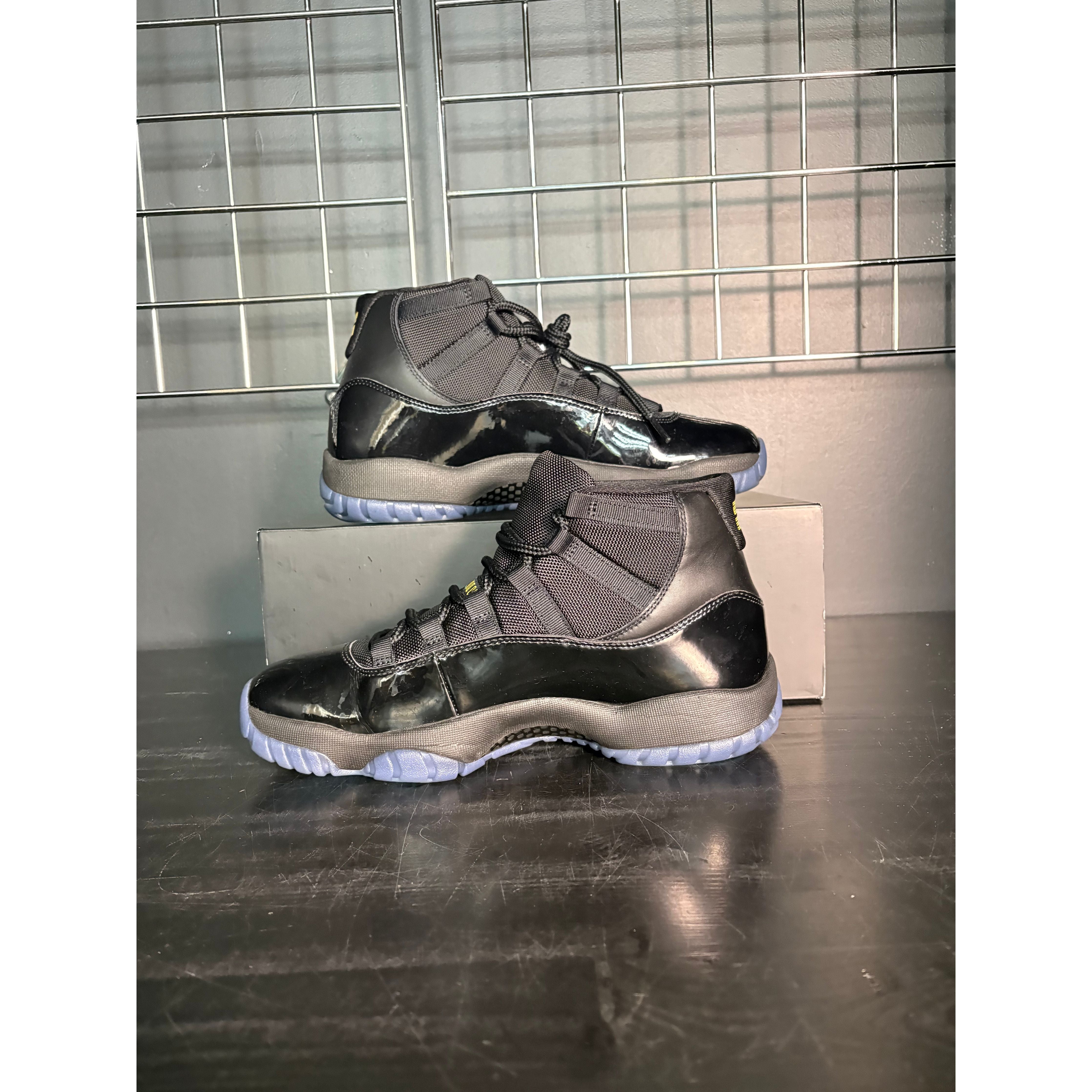 Air Jordan 11 Retro "Gamma Blue" (2025) **PRE-OWNED**