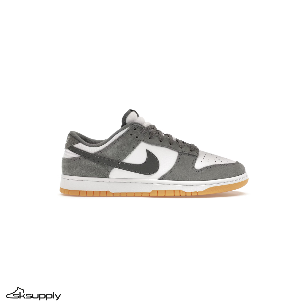 Nike Dunk Low "Smoke Grey Gum 3M Swoosh"
