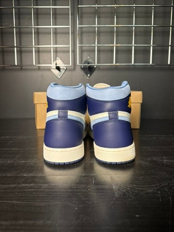 Air Jordan 1 High OG "First in Flight" (WMNS) **PRE-OWNED**