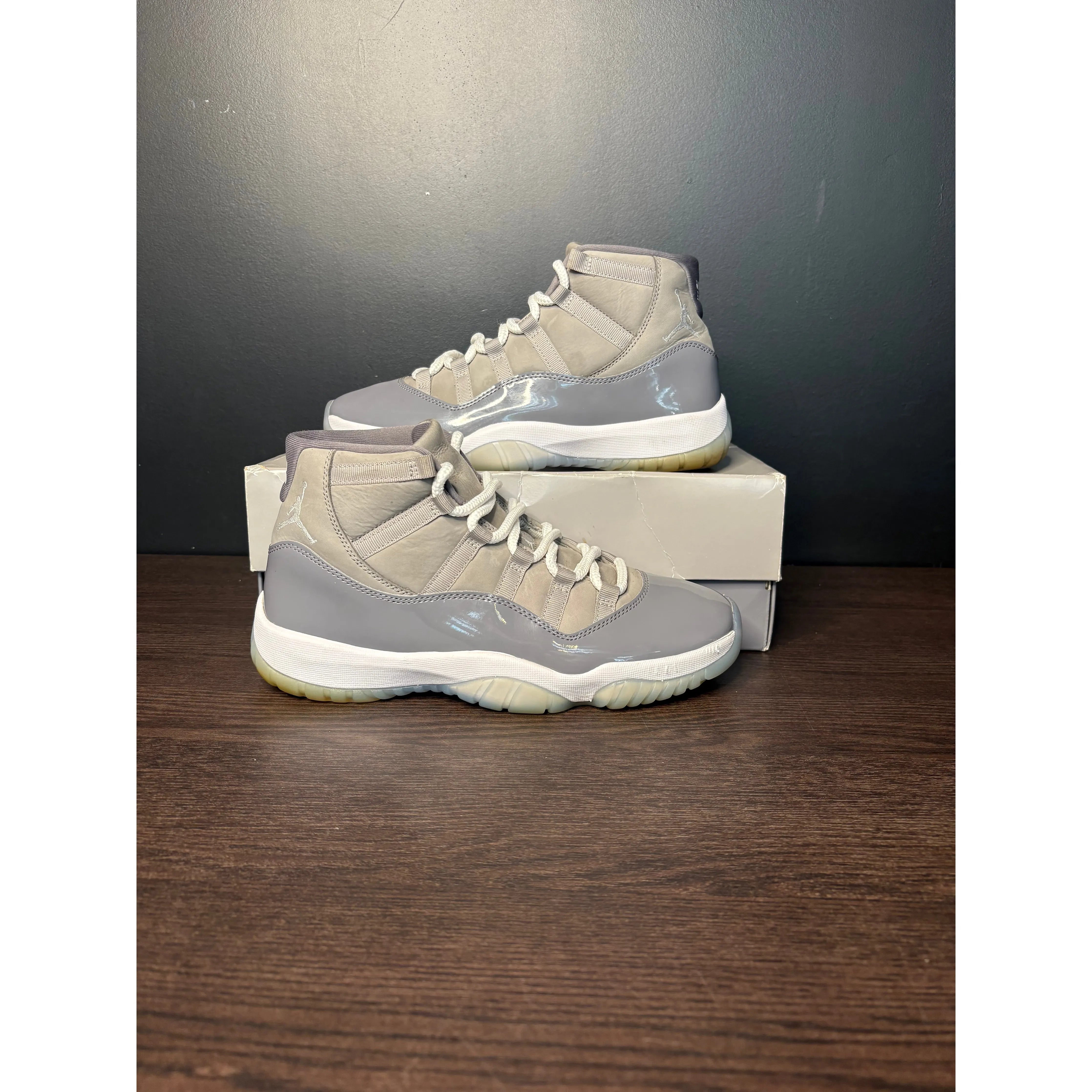 Air Jordan 11 Retro "Cool Grey" (2021) **PRE-OWNED**