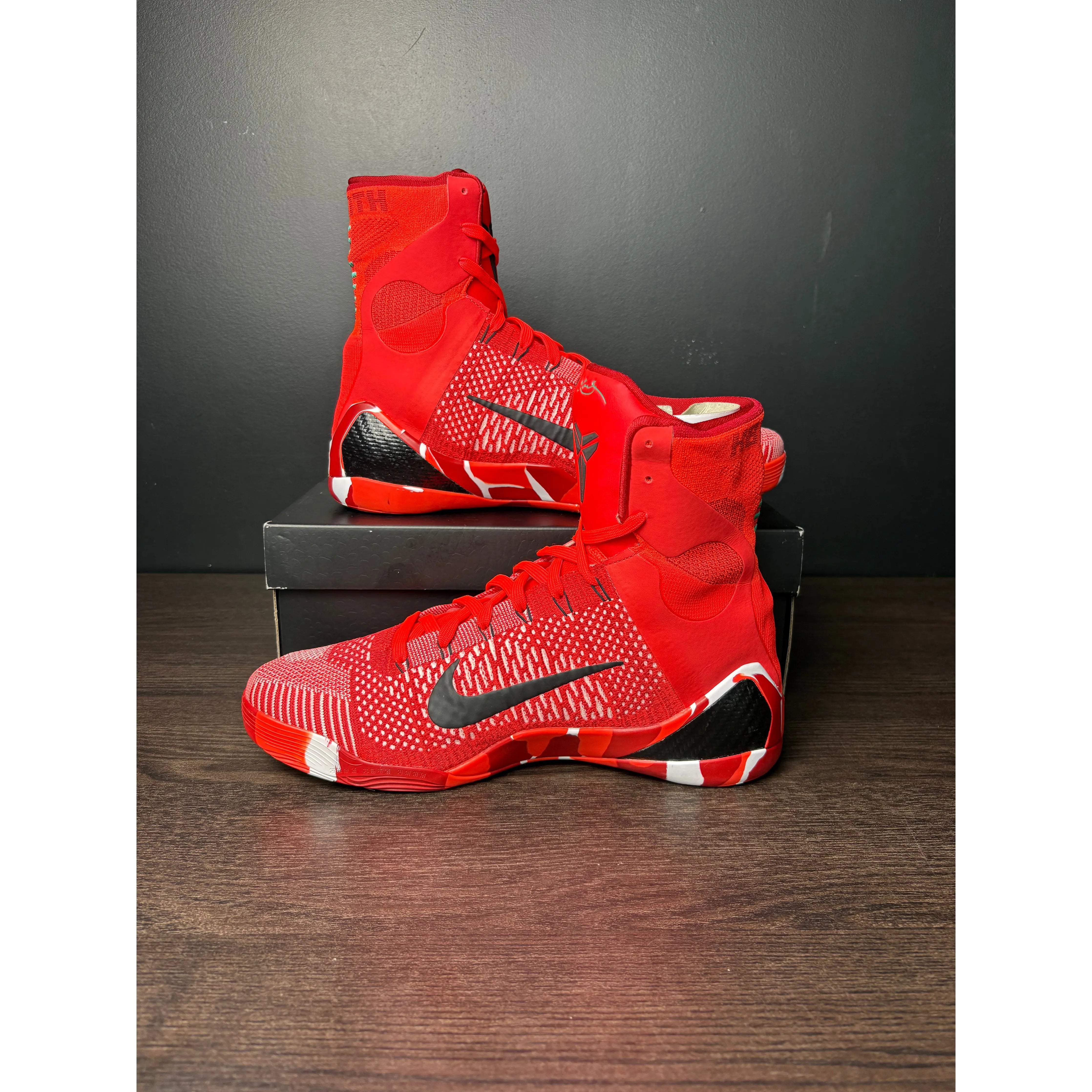 Nike Kobe 9 Elite Protro Christmas (2024) **PRE-OWNED**