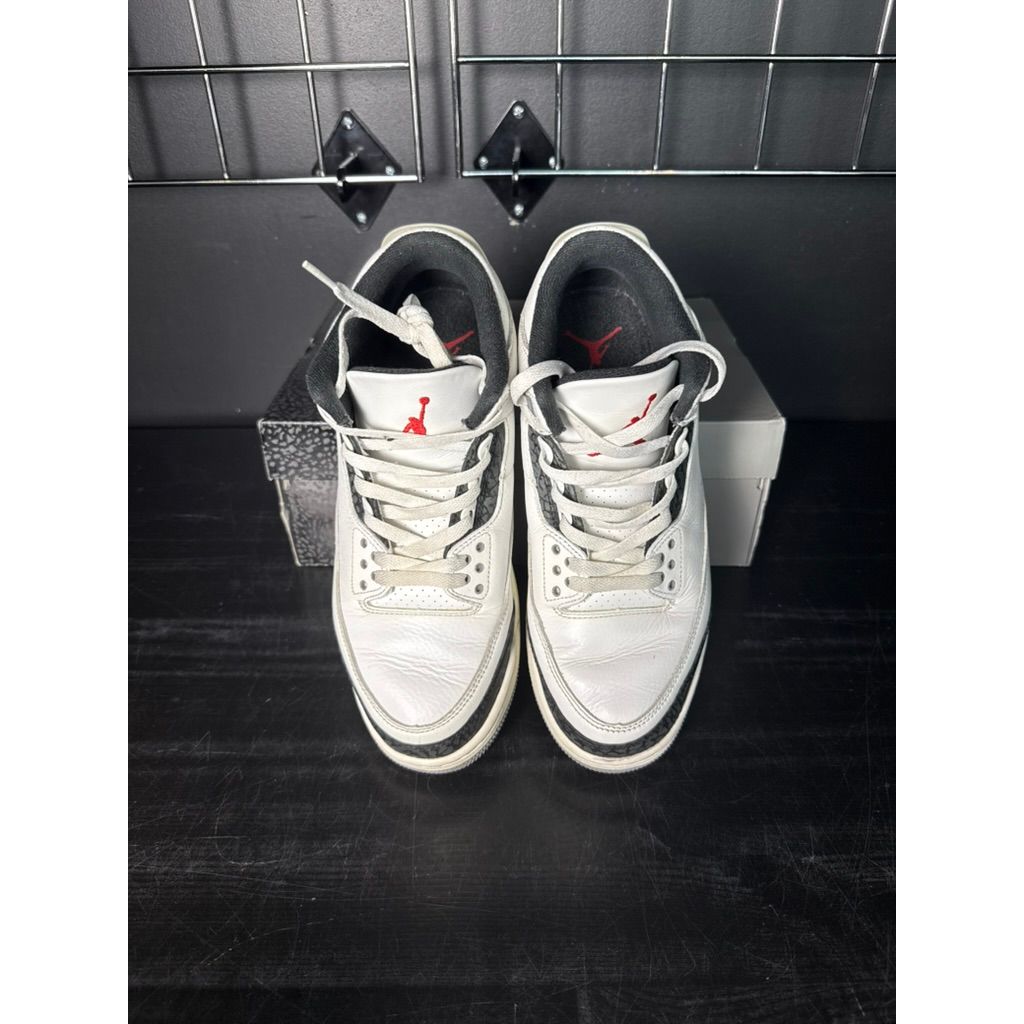 Air Jordan 3 Retro "Cement Grey" **PRE-OWNED**