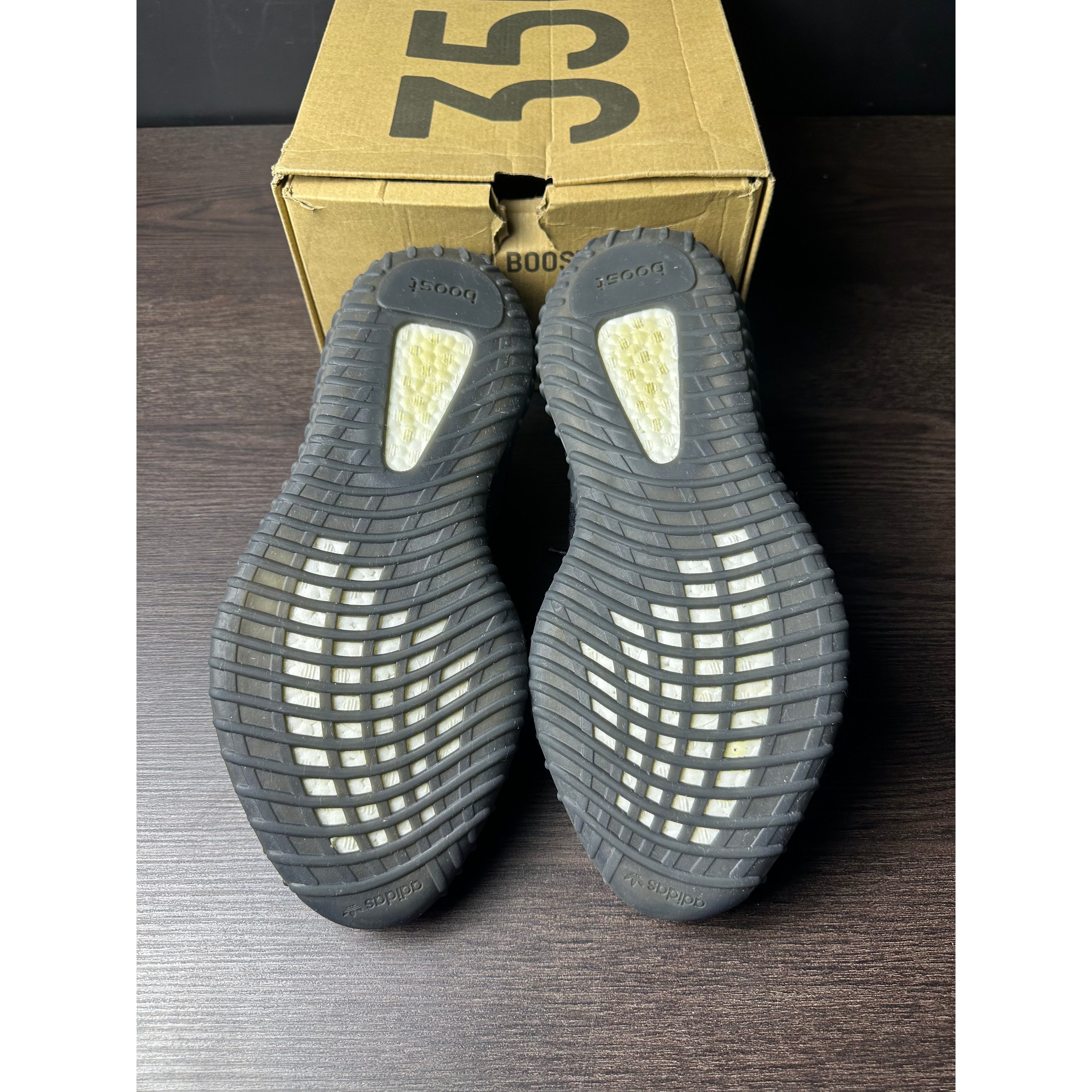adidas Yeezy Boost 350 V2 "Dazzling Blue" **PRE-OWNED**