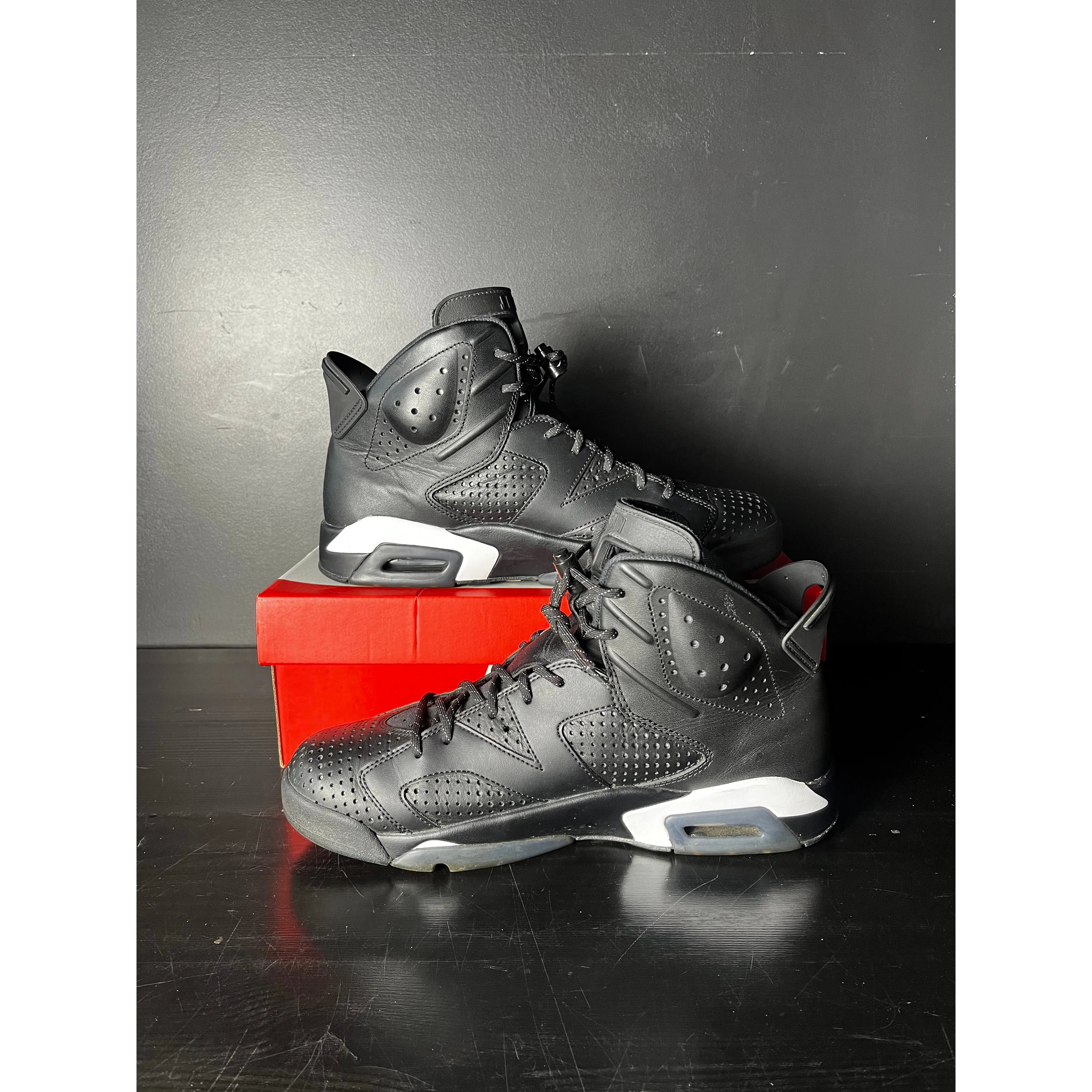 Air Jordan 6 Retro "Black Cat" **PRE-OWNED** REP. BOX