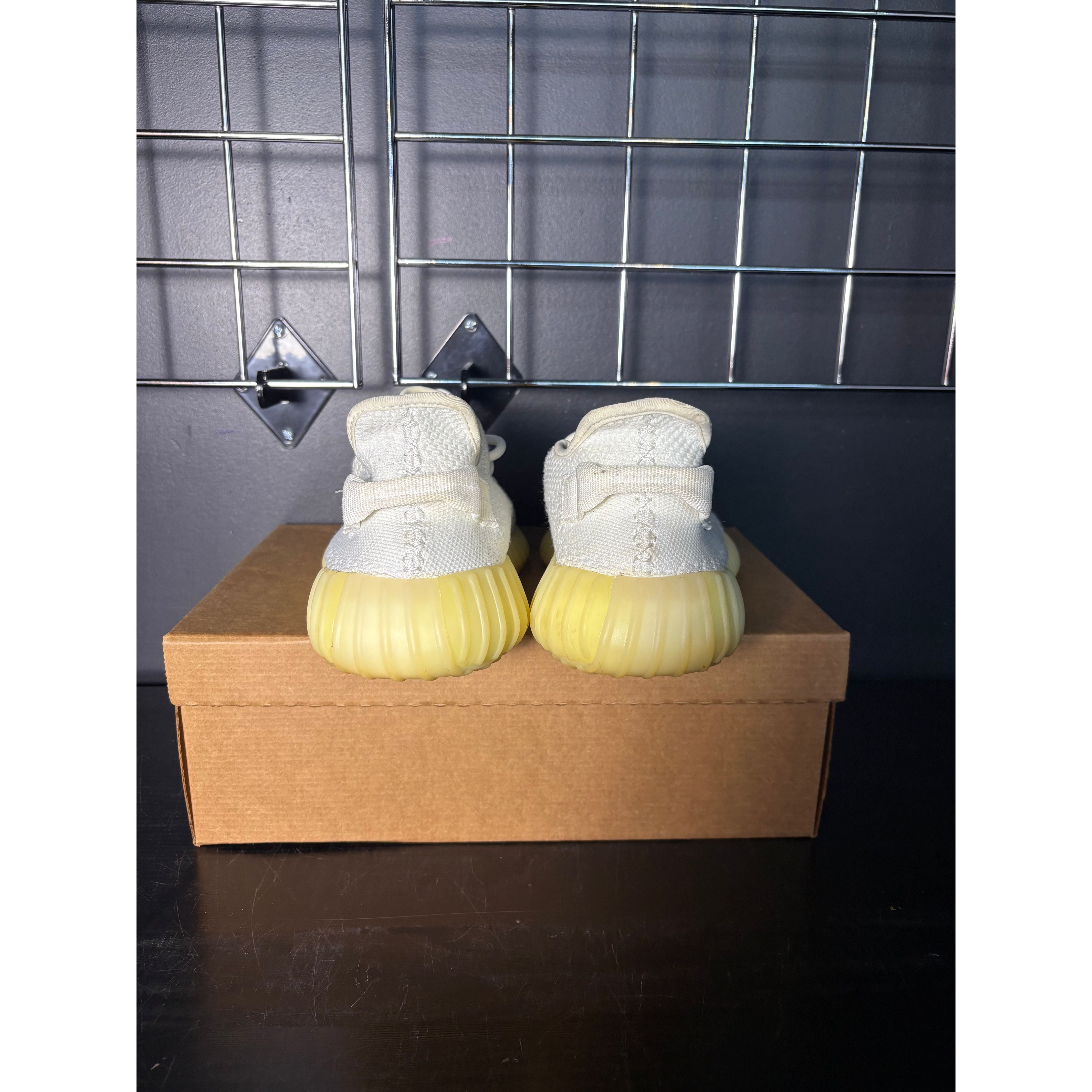 adidas Yeezy Boost 350 V2 "Cream" **PRE-OWNED**
