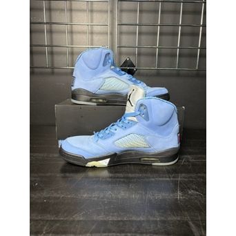 Air Jordan 5 Retro "UNC University Blue" **PRE-OWNED**