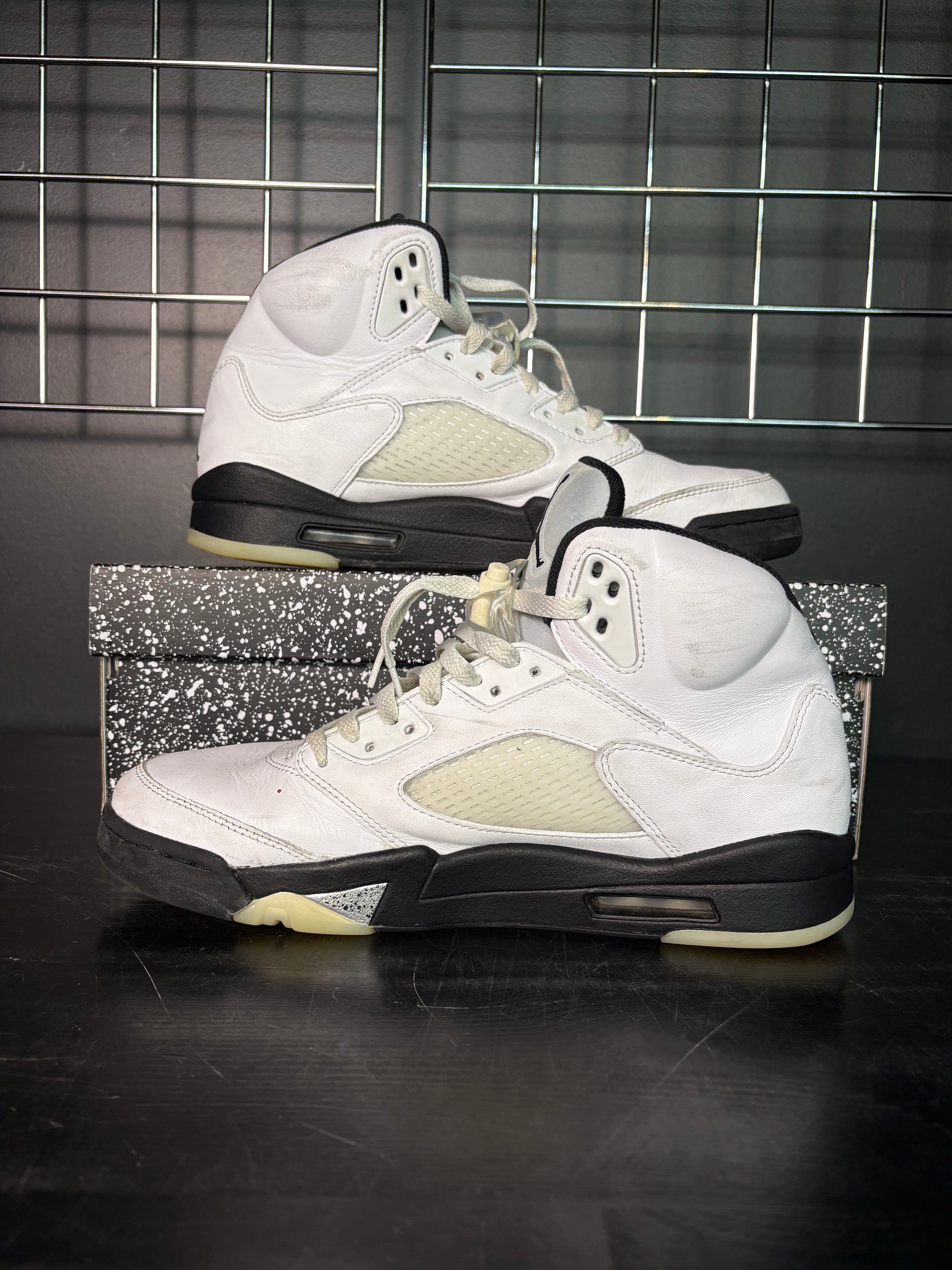 Air Jordan 5 Retro "Reverse Metallic" **PRE-OWNED**