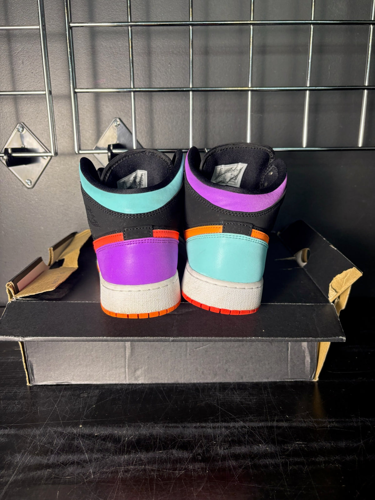 Air Jordan 1 Mid "Multi-Color" (GS) **PRE-OWNED**