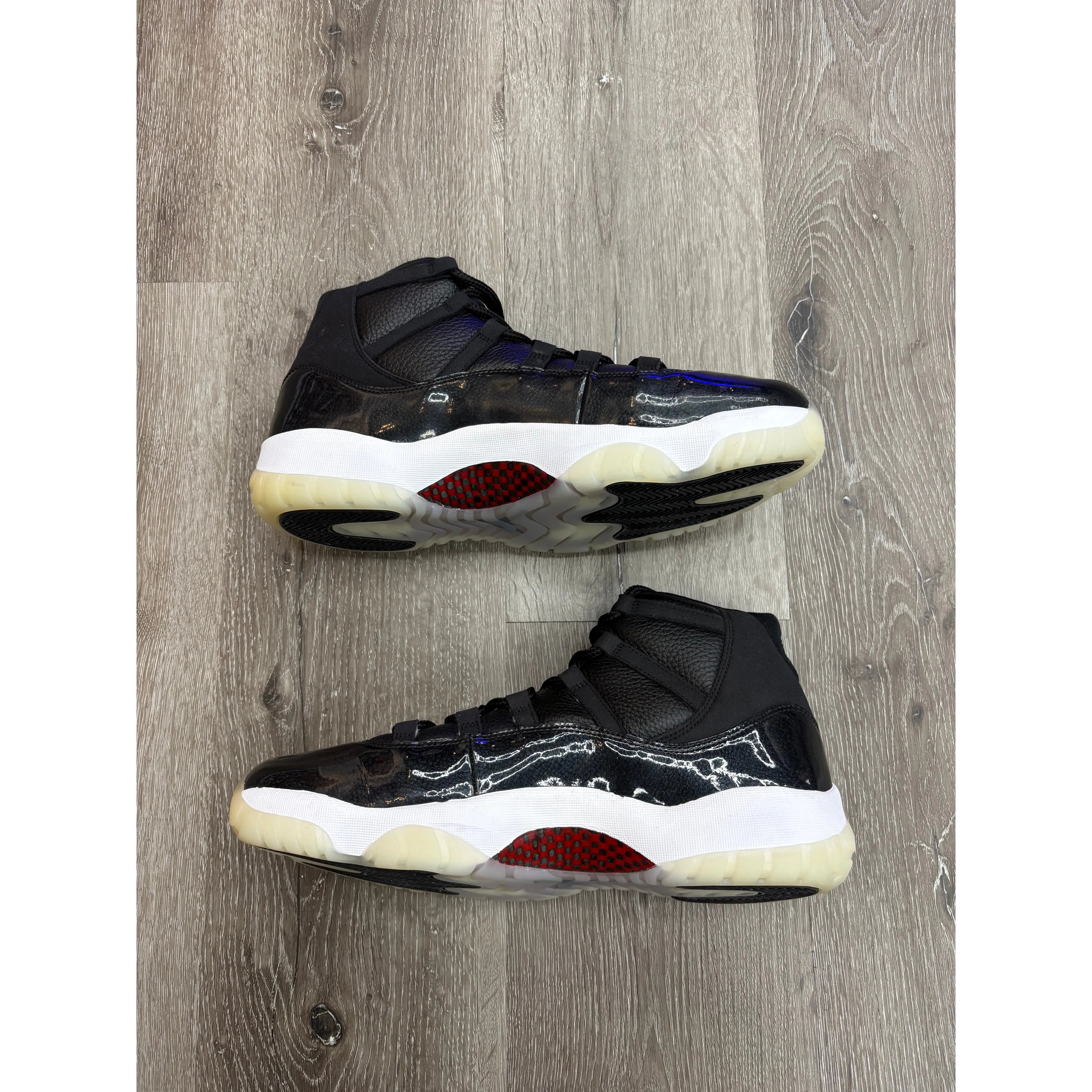 Air Jordan 11 Retro "72-10" **PRE-OWNED** REP. BOX