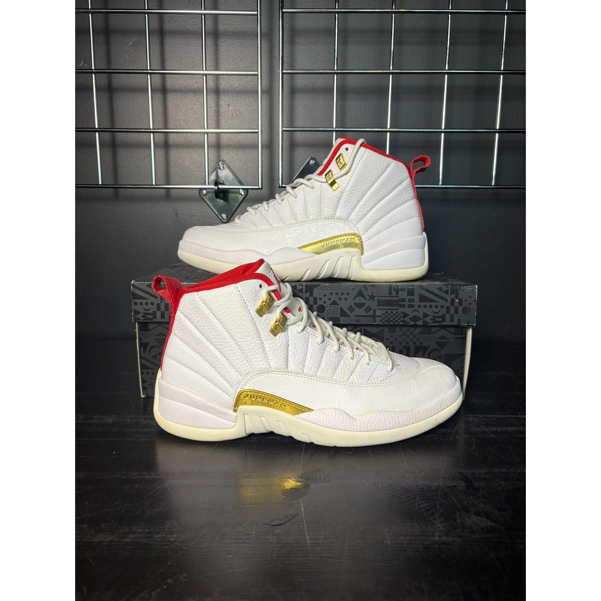 Air Jordan 12 Retro "FIBA" (2019) **PRE-OWNED**