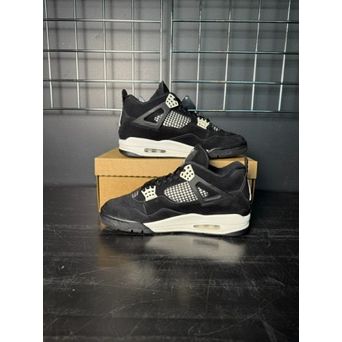 Air Jordan 4 Retro "White Thunder"  **PRE-OWNED**