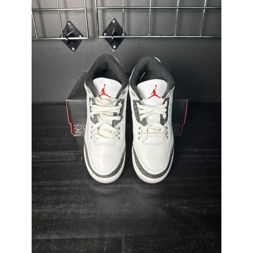 Air Jordan 3 Retro "Cement Grey" (GS) **PRE-OWNED**