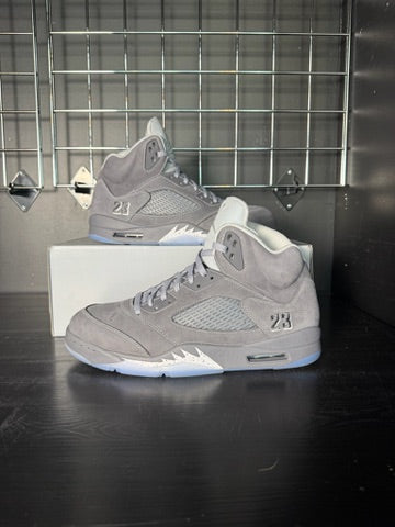 Air Jordan 5 Retro "Wolf Grey" **PRE-OWNED**